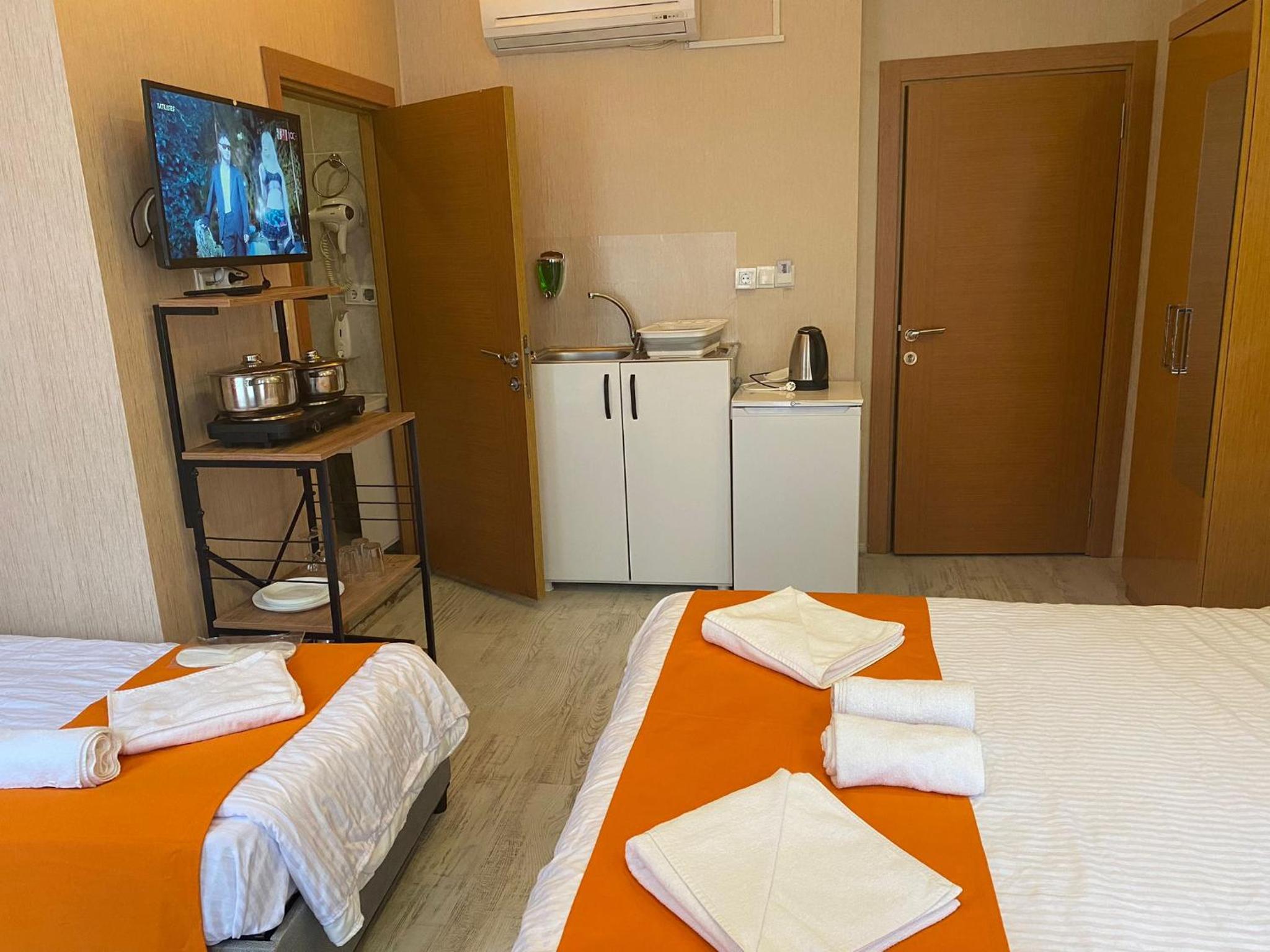Standard Triple Room photo 3