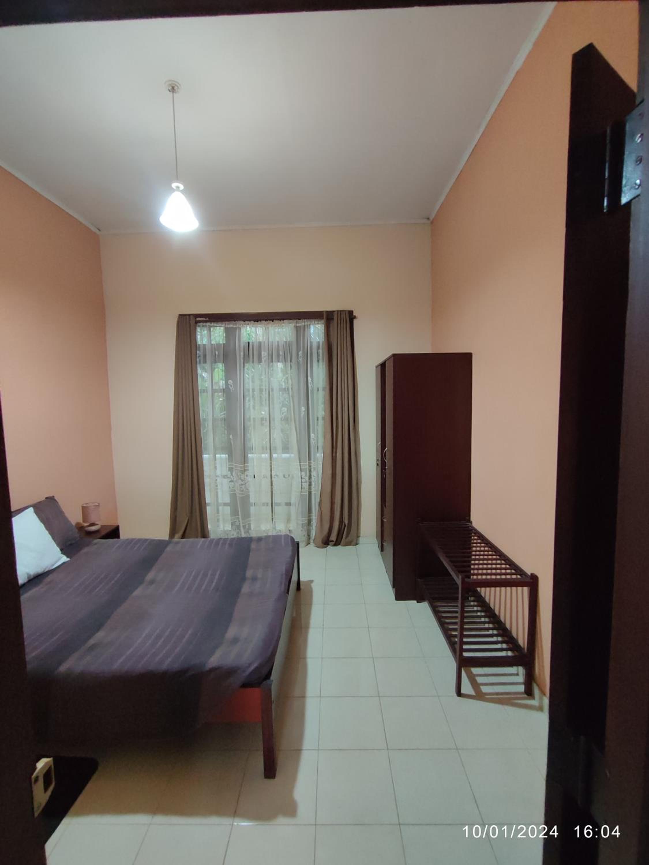 Economy Double Room photo 2