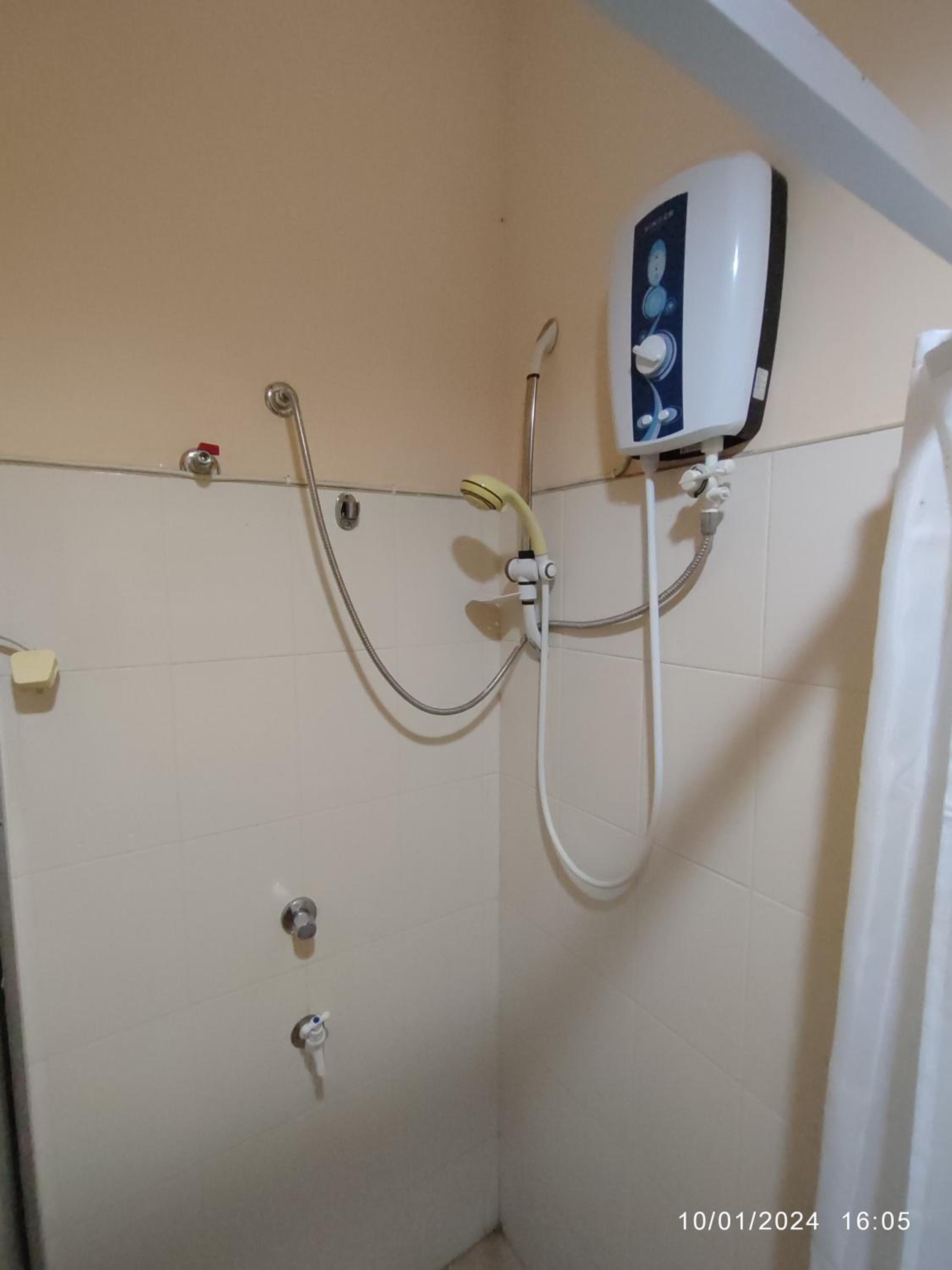 Budget Double Room photo 2