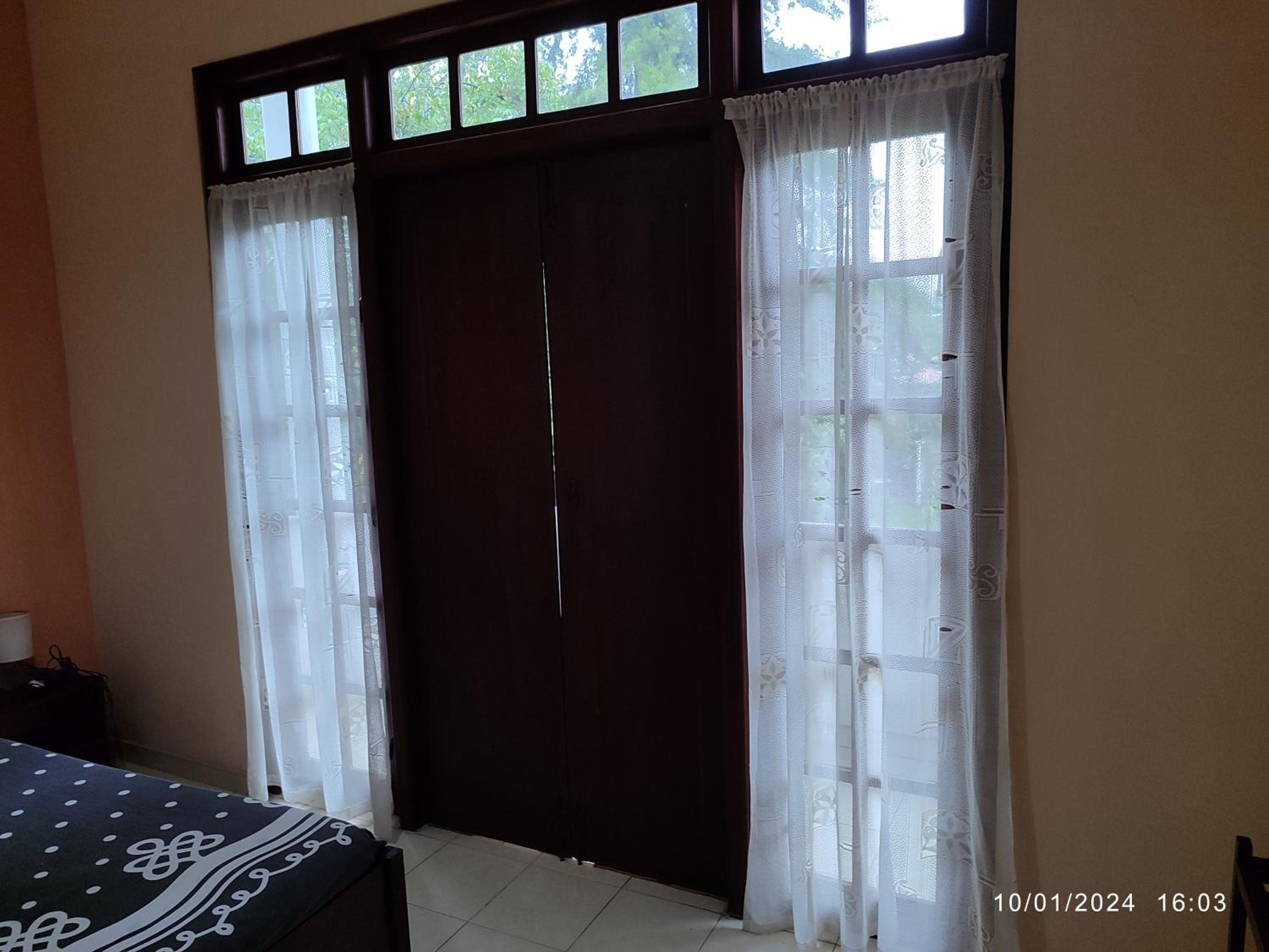 Budget Double Room photo 1