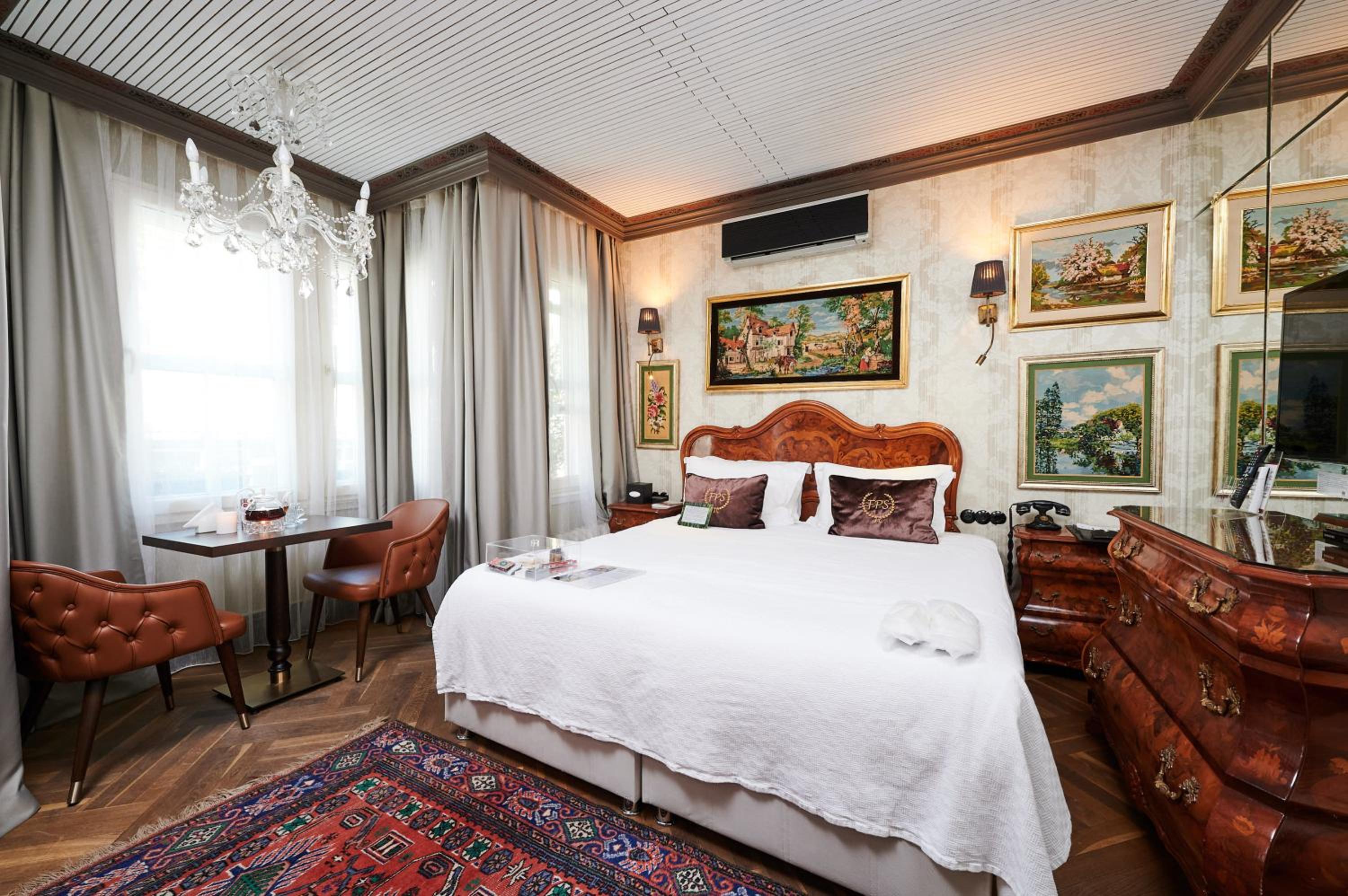 Executive Suite photo 1
