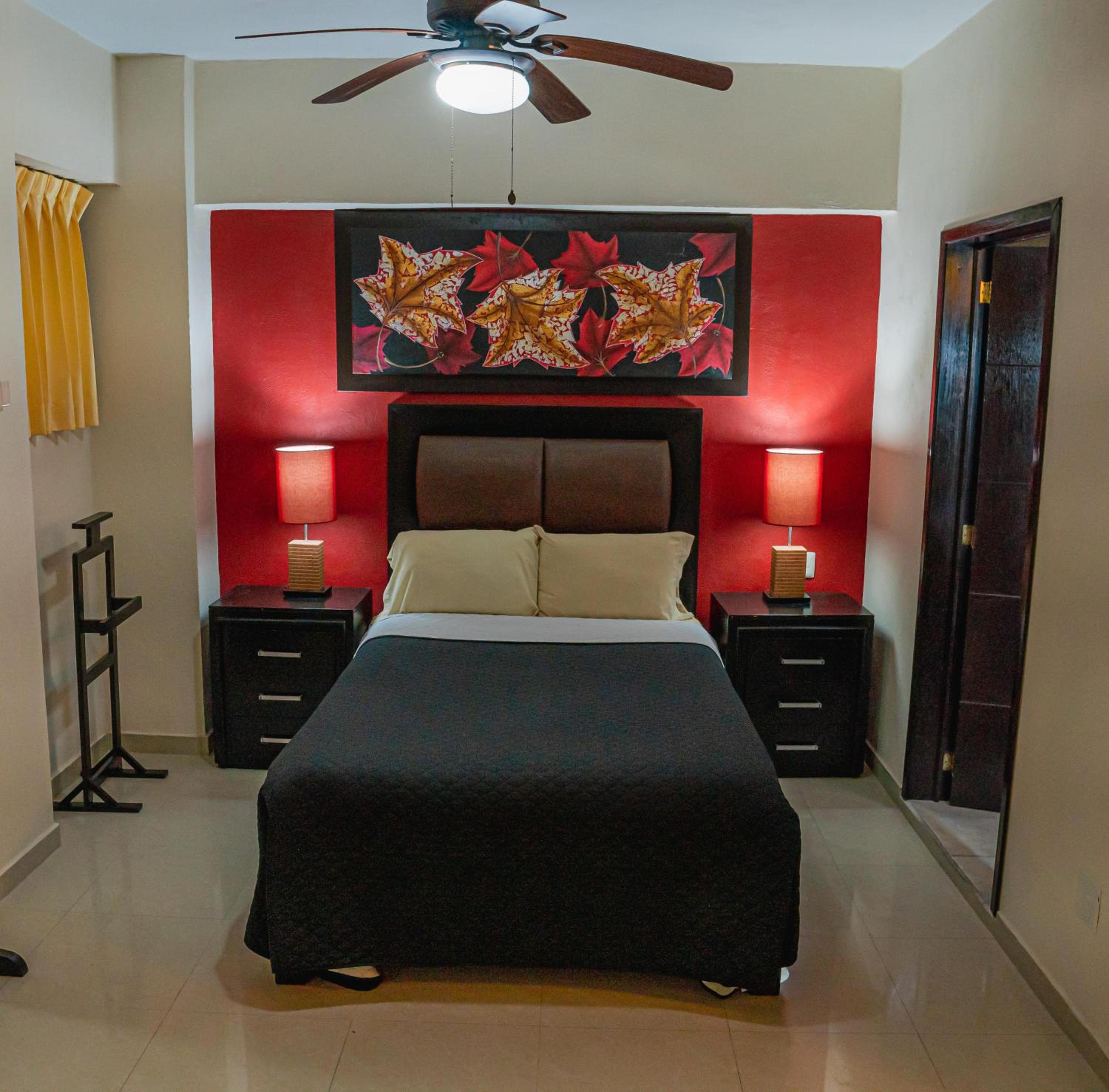 Queen Room with Spa Bath