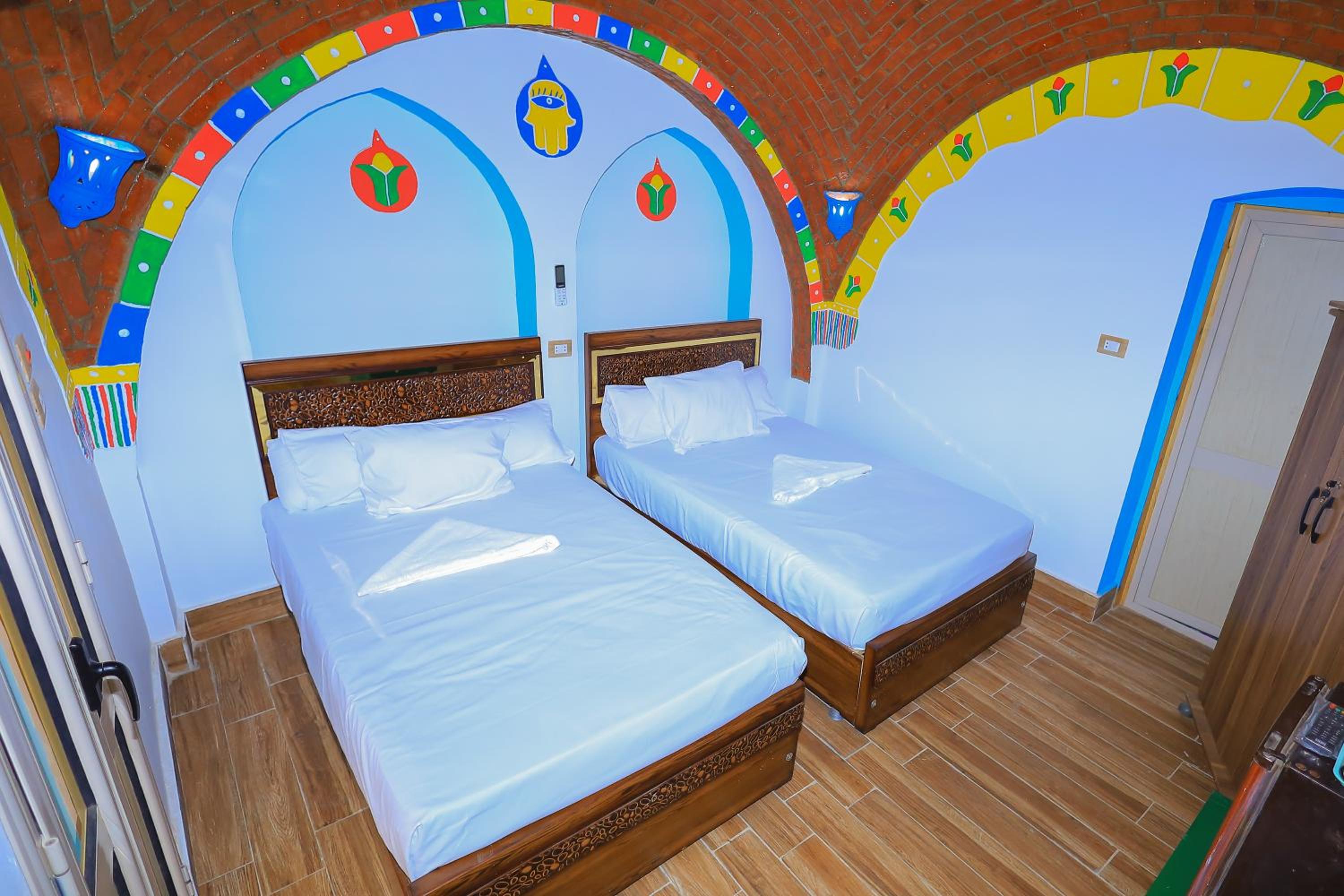 Deluxe Double Room with Balcony and Sea View photo 2