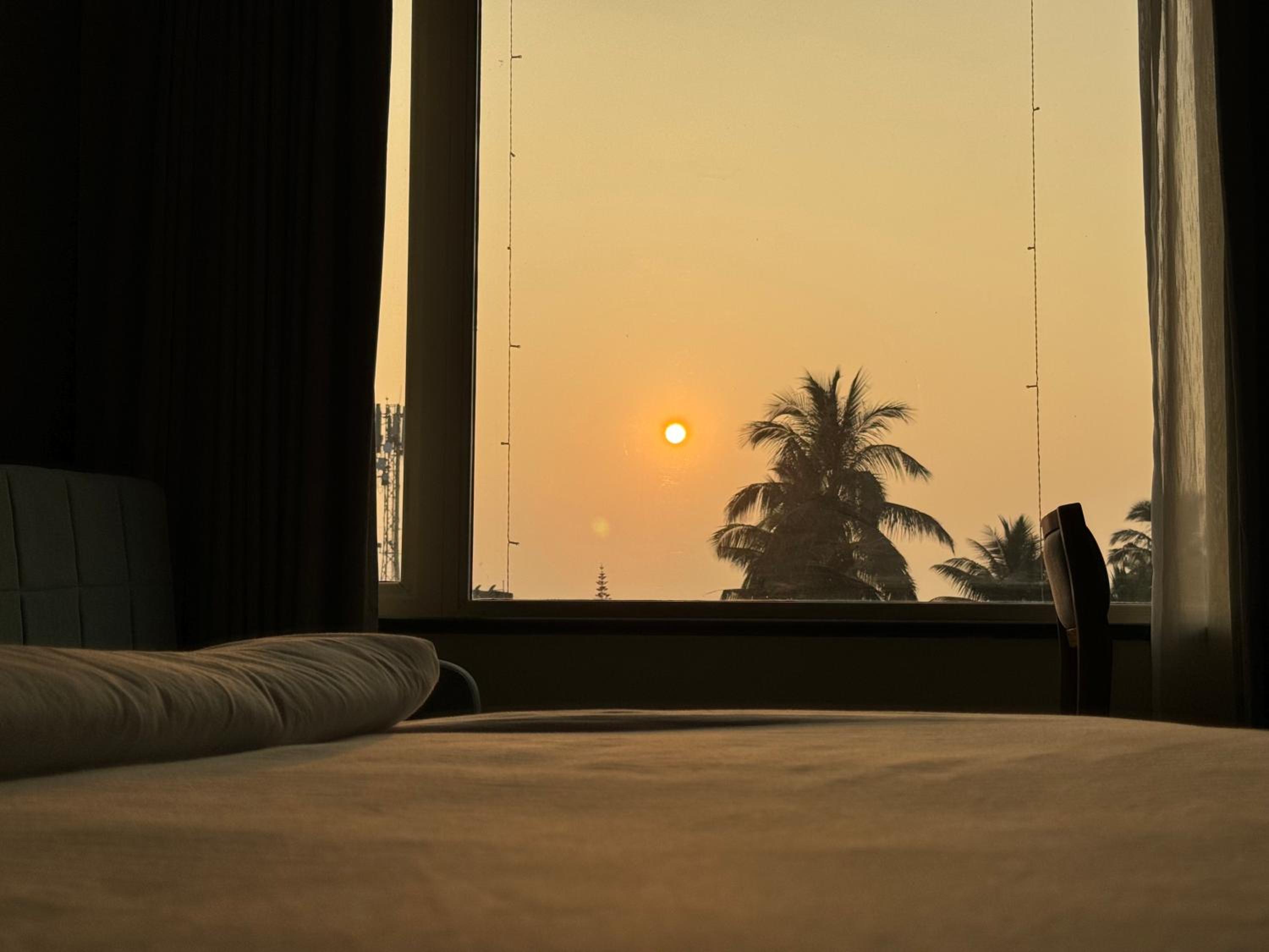 Deluxe Room - Photo 6