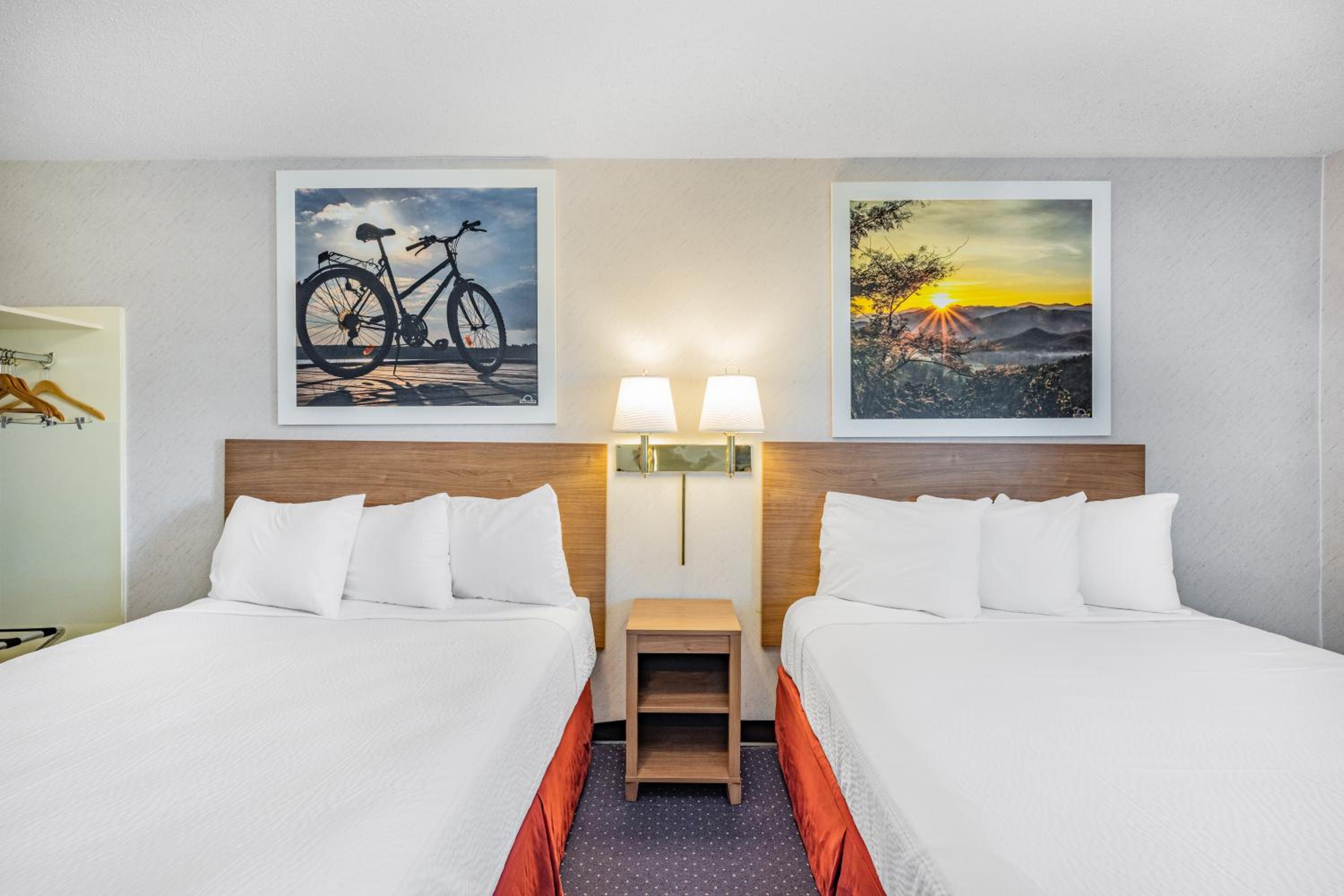 Suite with Two Queen Beds - Non-Smoking photo 1