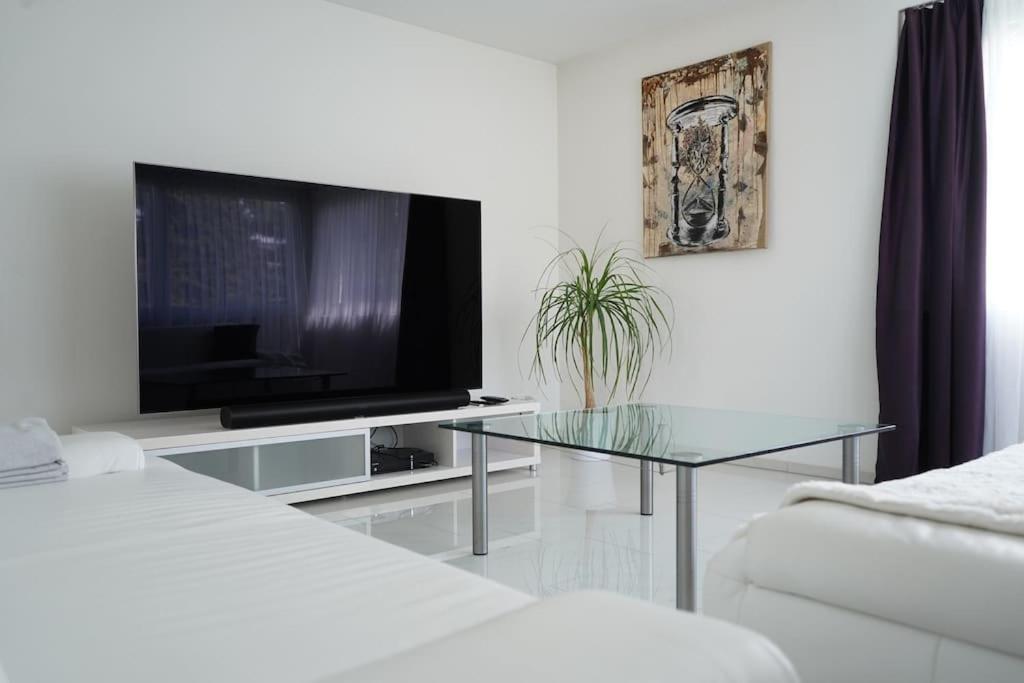 Two-Bedroom Apartment photo 3