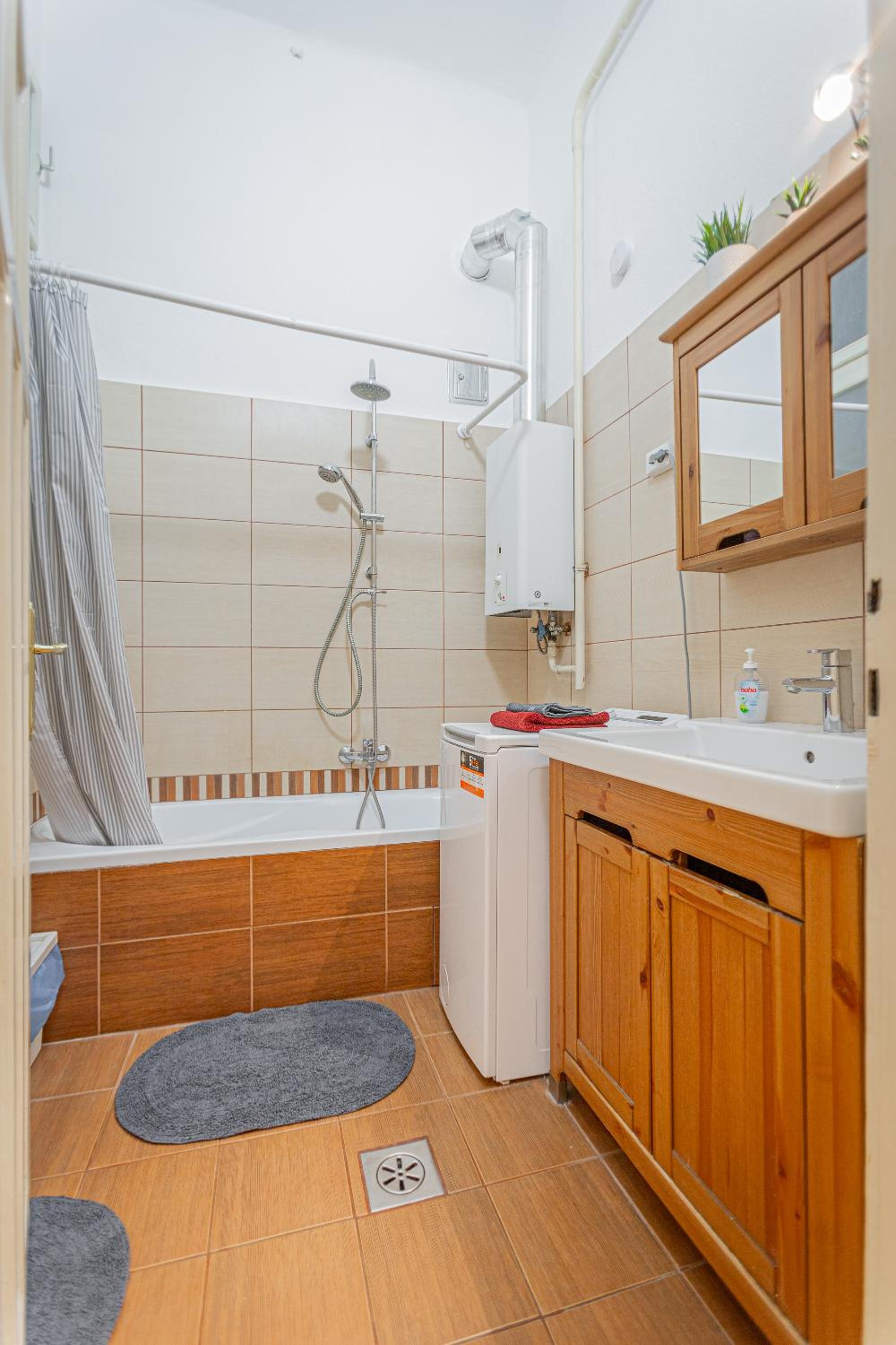 Two-Bedroom Apartment - Photo 13
