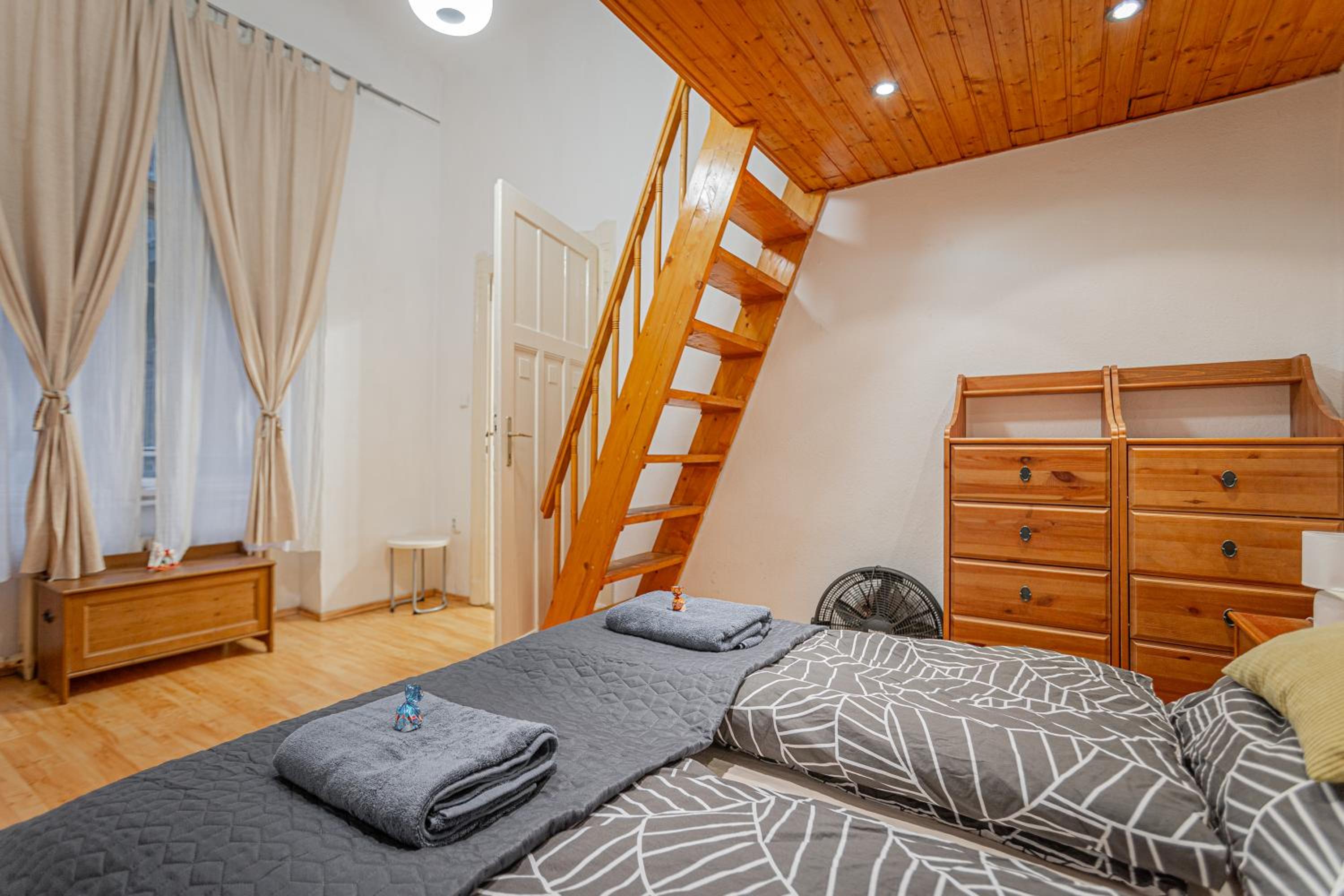 Two-Bedroom Apartment - Photo 22