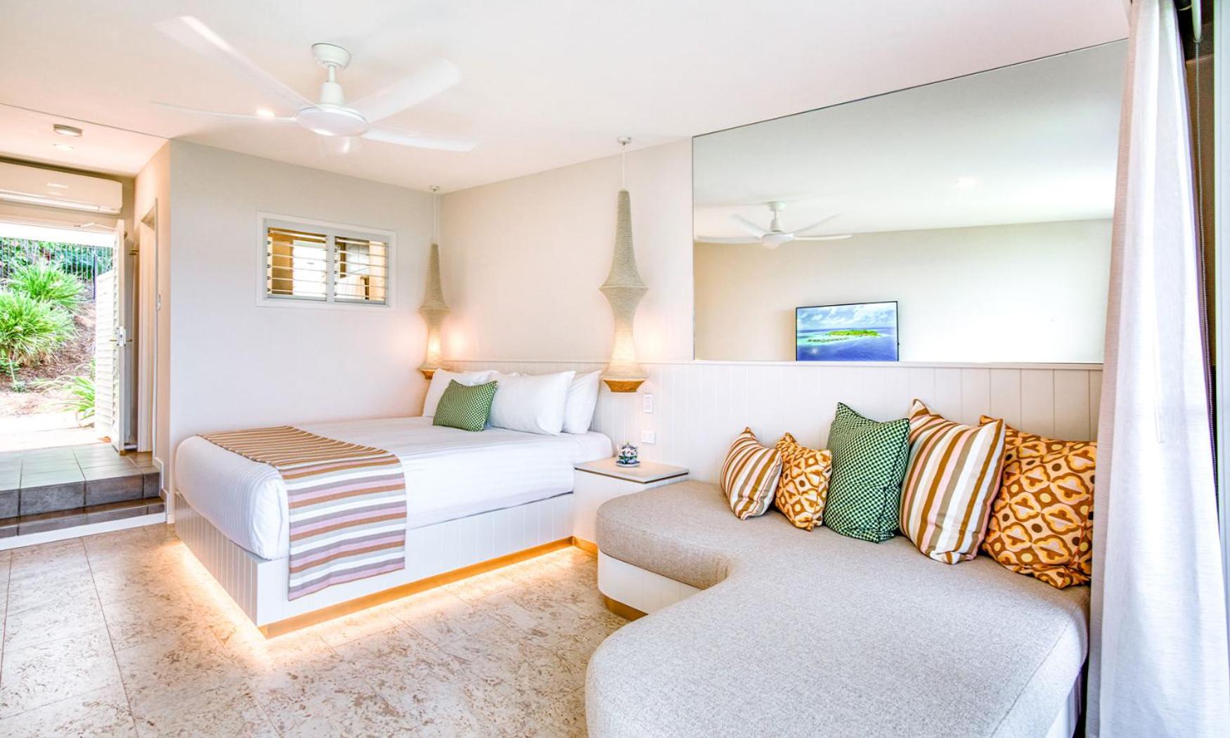 King Room with Sea View photo 2