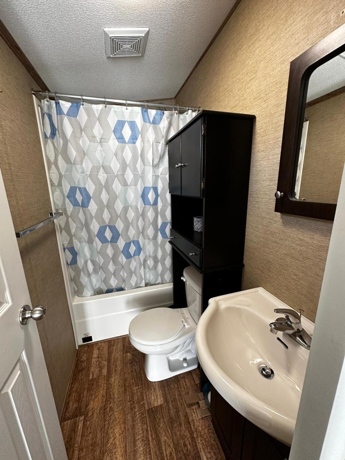 Two-Bedroom House photo 3