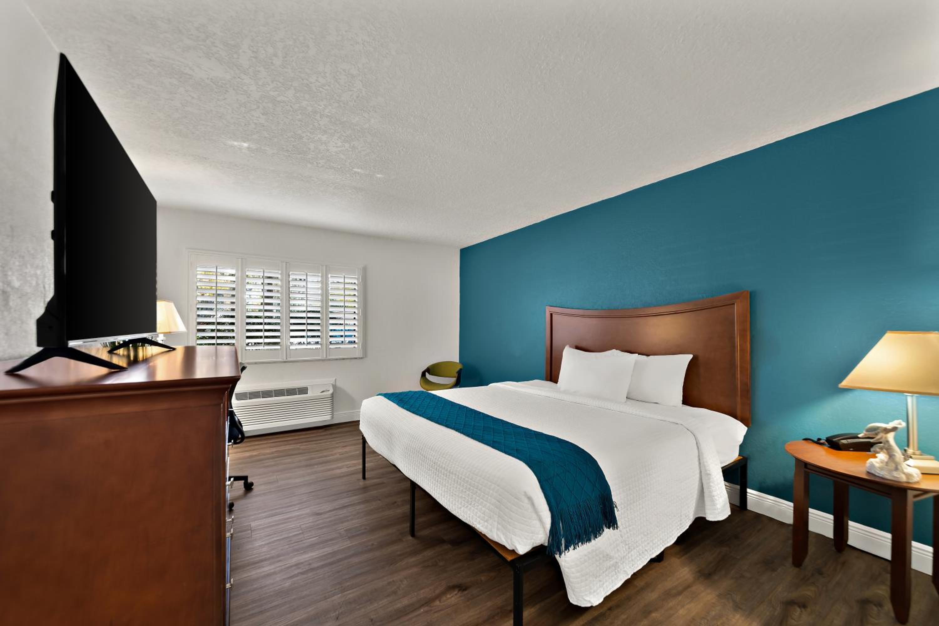 PaddleTail Waterfront Lodge, Trademark Collection by Wyndham