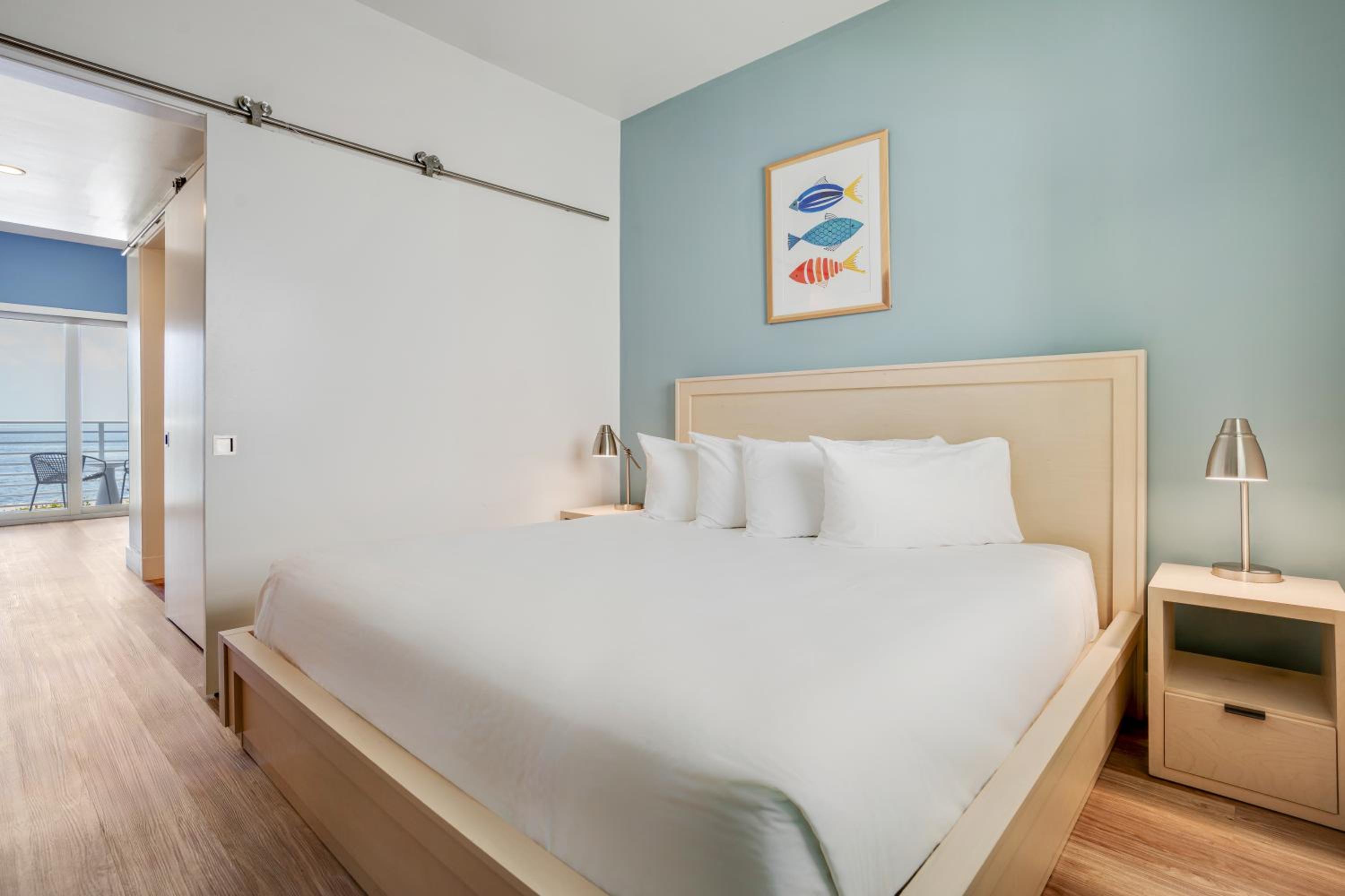 Oceanfront King Suite ADA