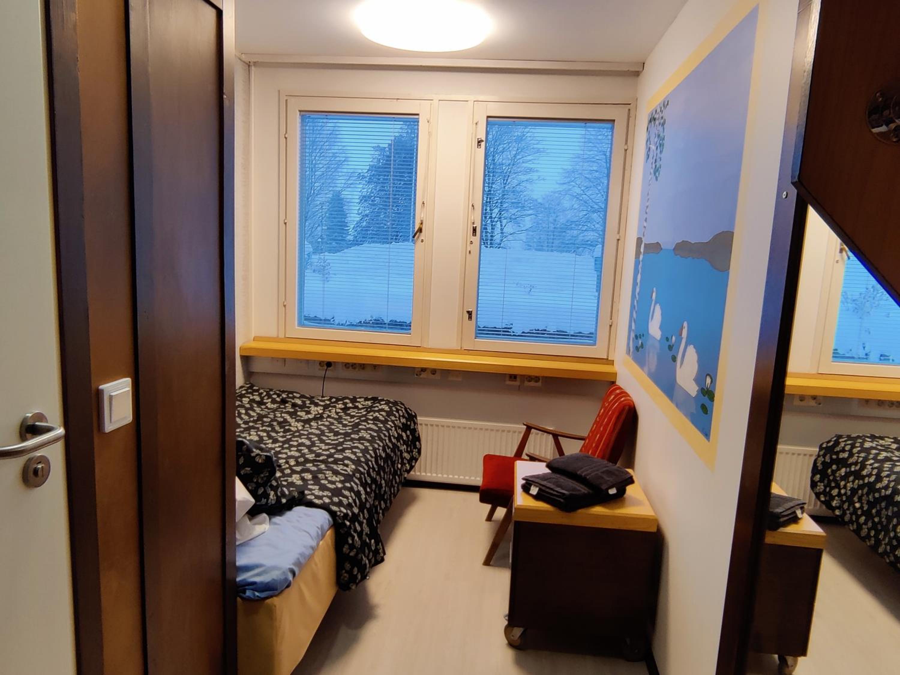 Small Single Room photo 1