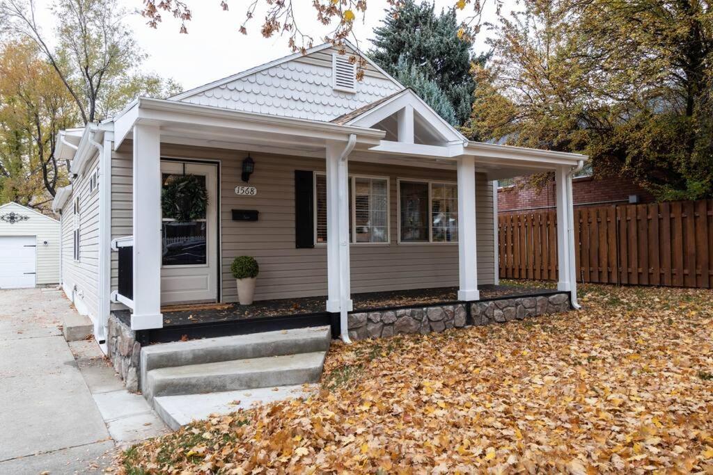 Two-Bedroom House photo 2