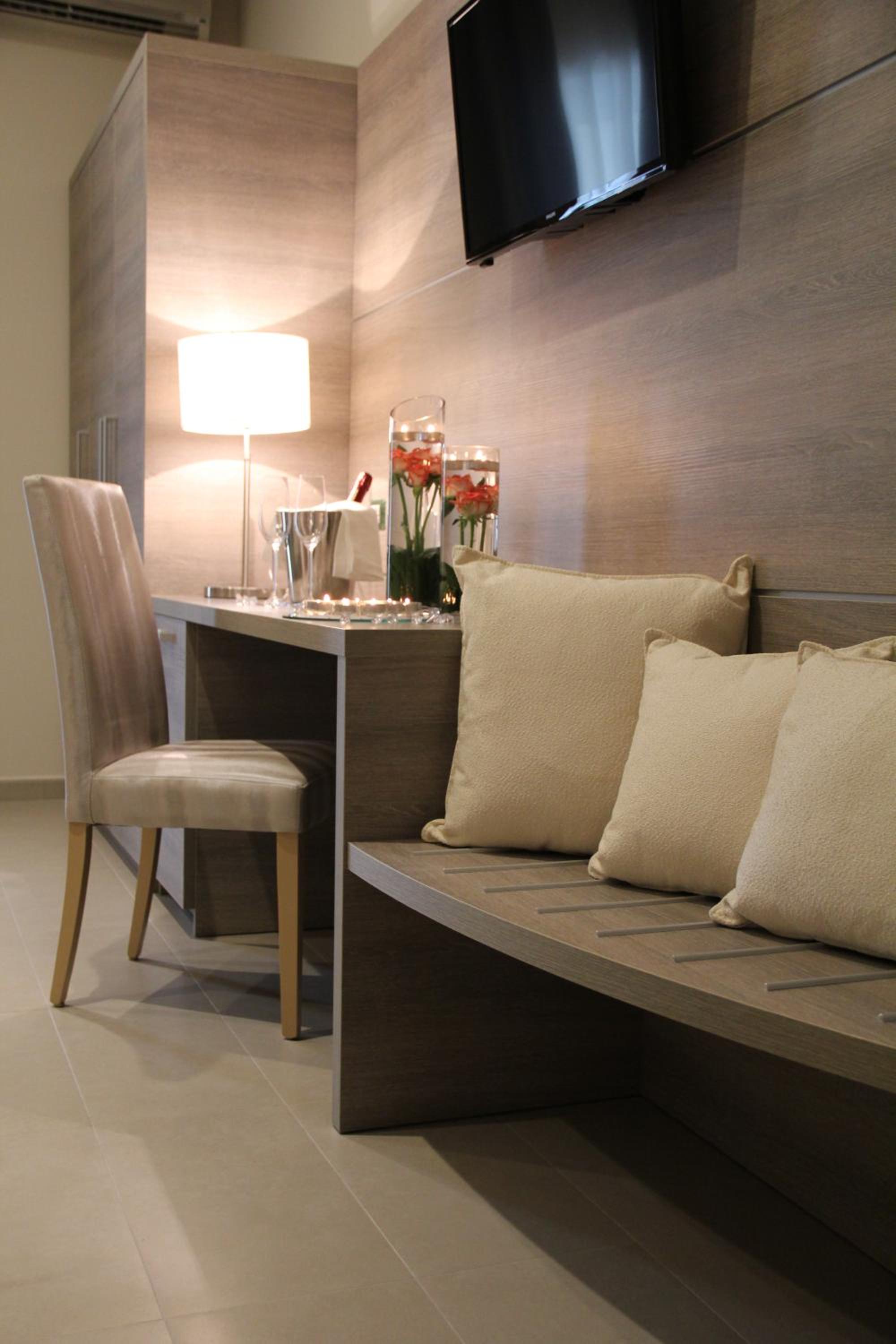 Superior Triple Room photo 3