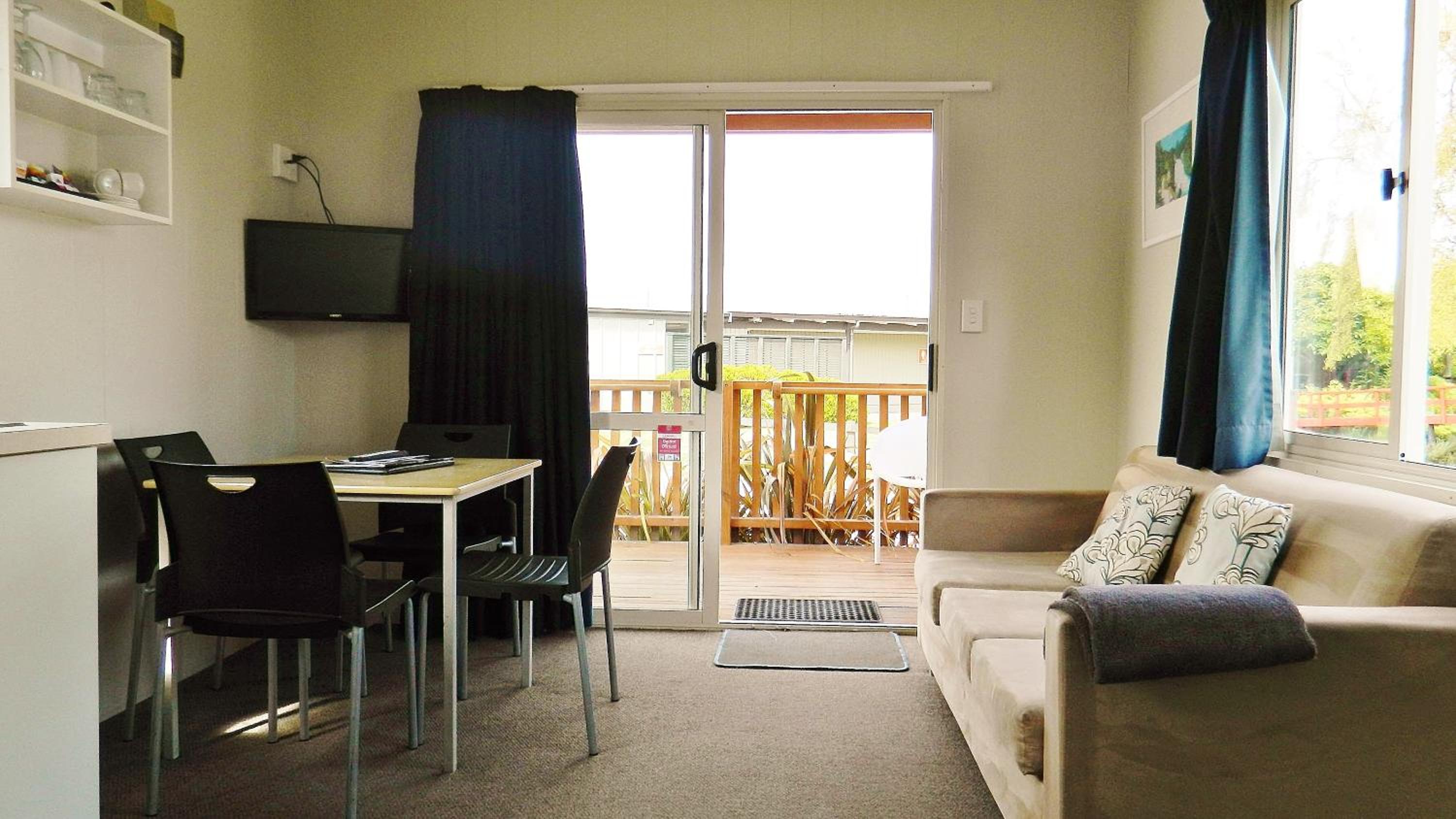 Standard Bungalow - Photo 1