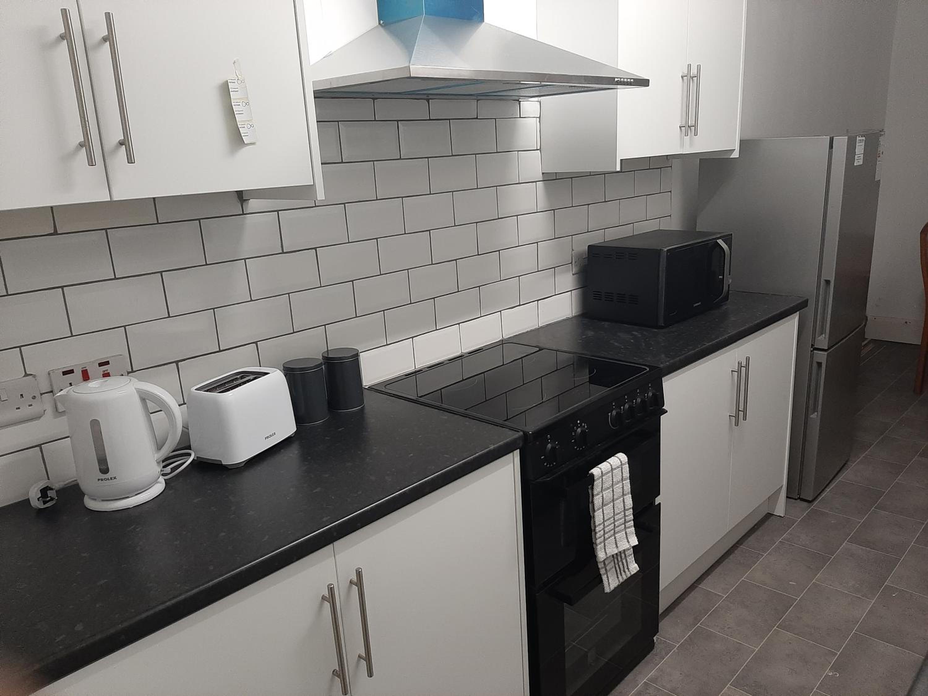 Three-Bedroom House photo 2