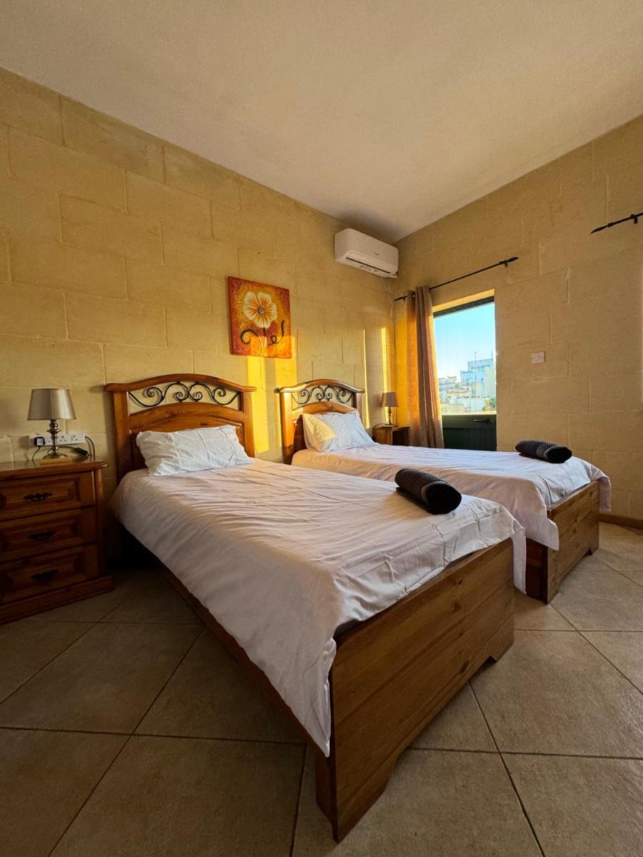 Double or Twin Room with Balcony photo 1