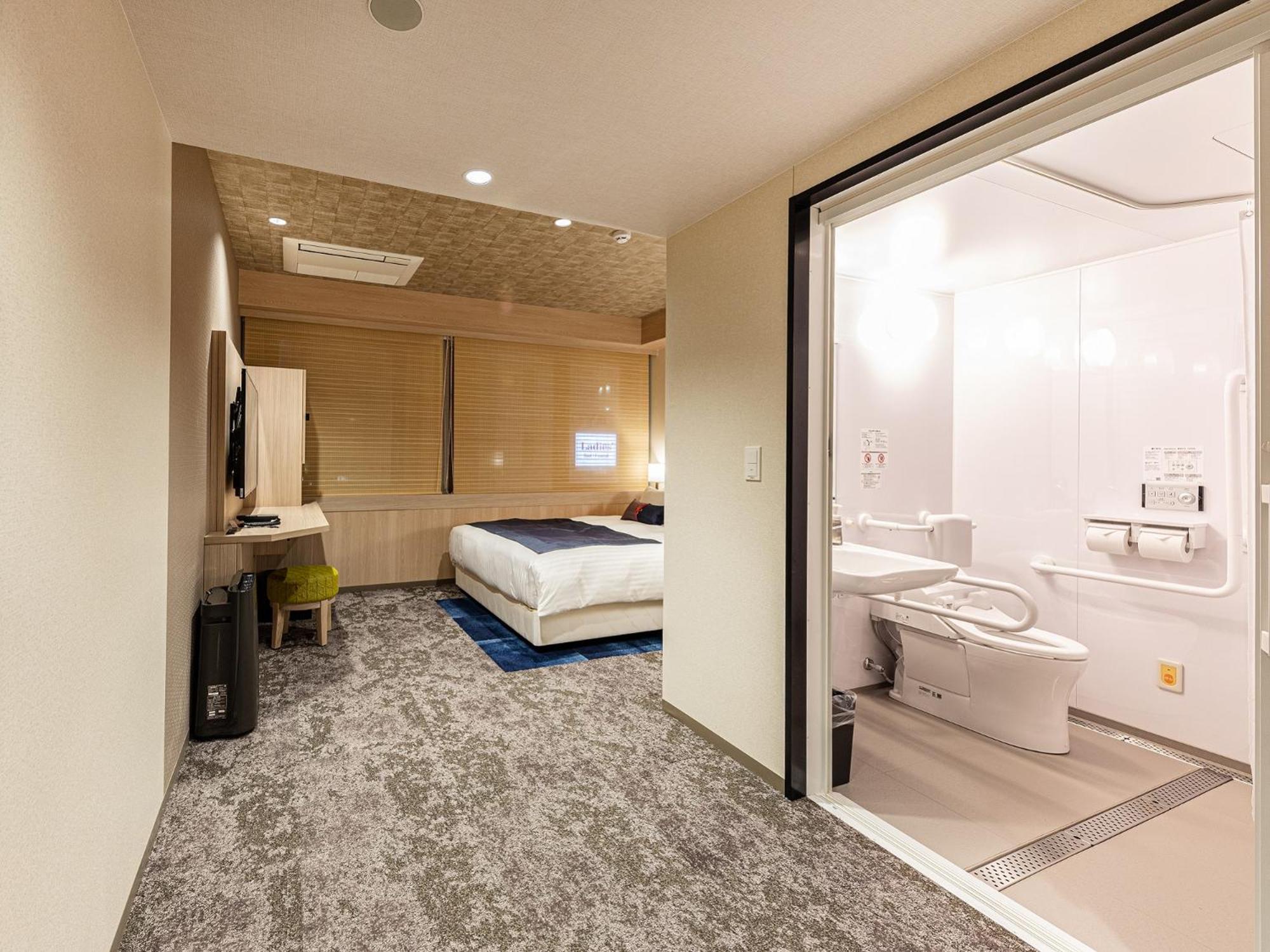 Double Room - Disability Access - Photo 7