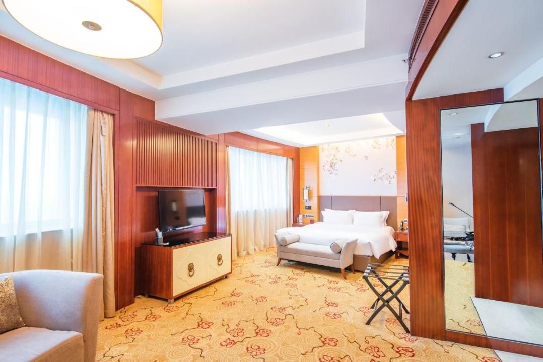 Junior Suite - Photo 1