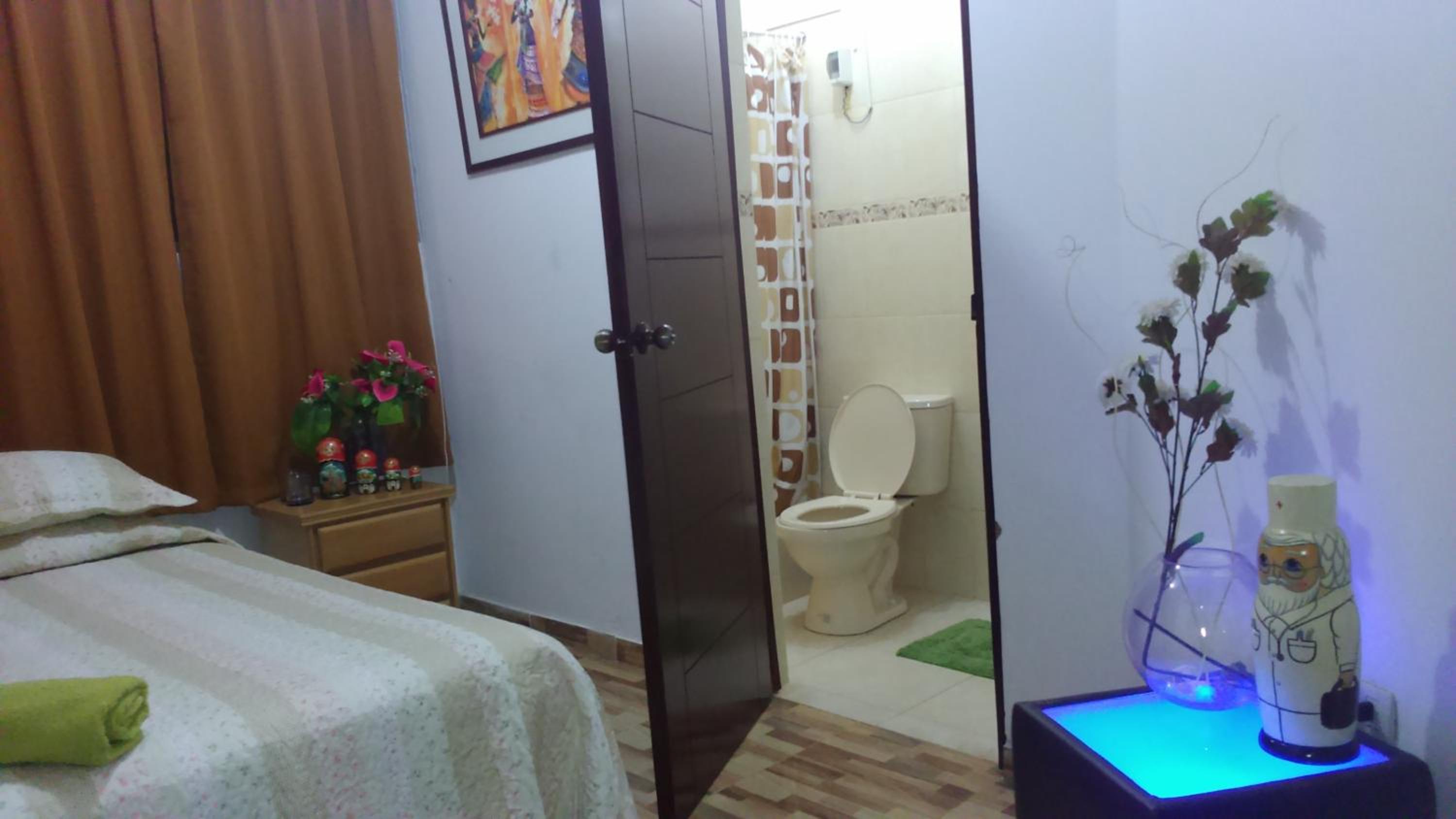 Single Room with Private Bathroom photo 3