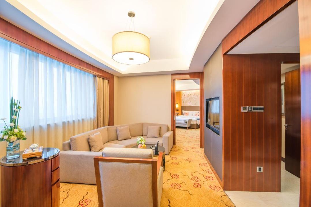 Prestige Suite - Photo 1
