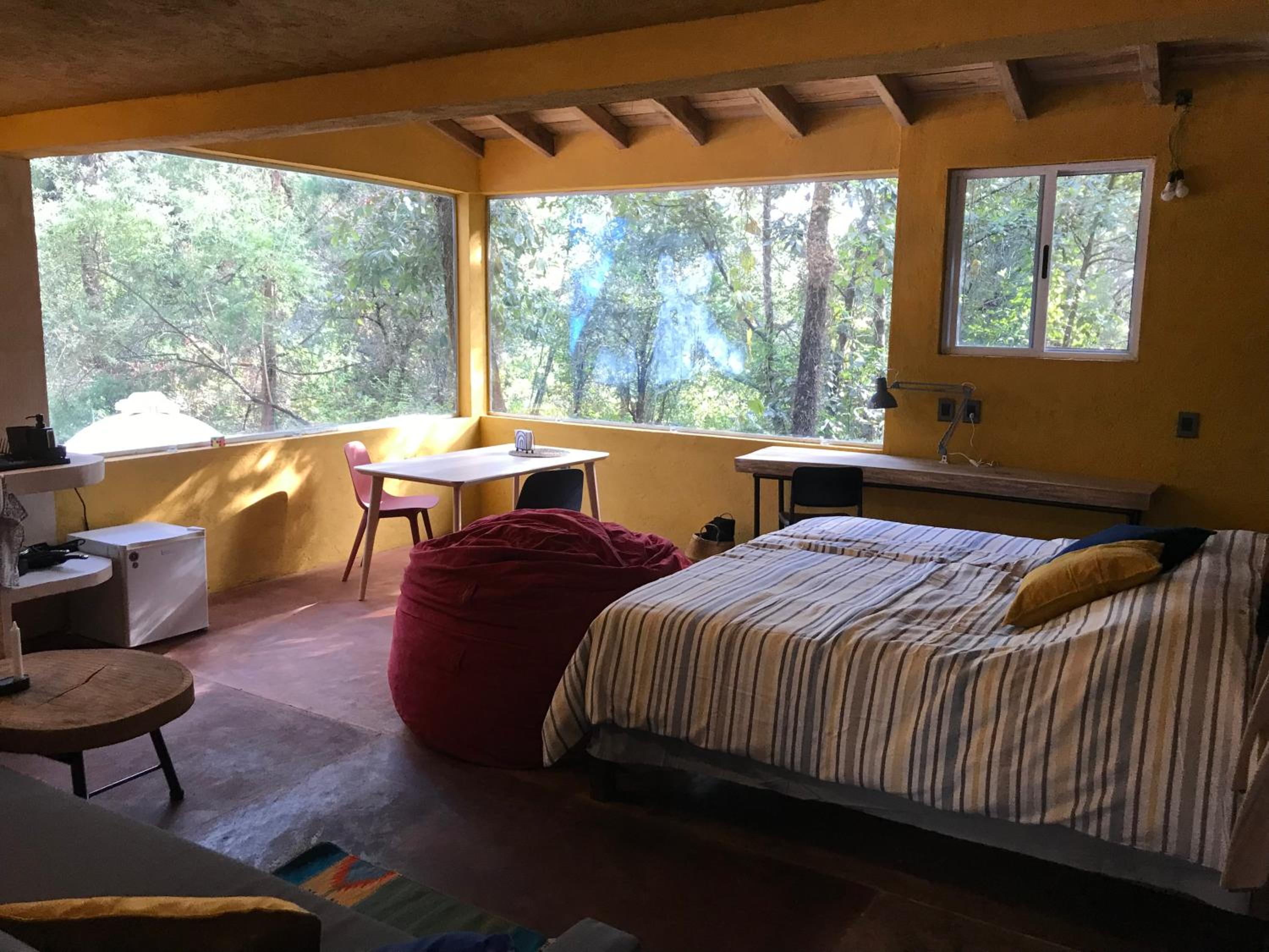 One-Bedroom House photo 1