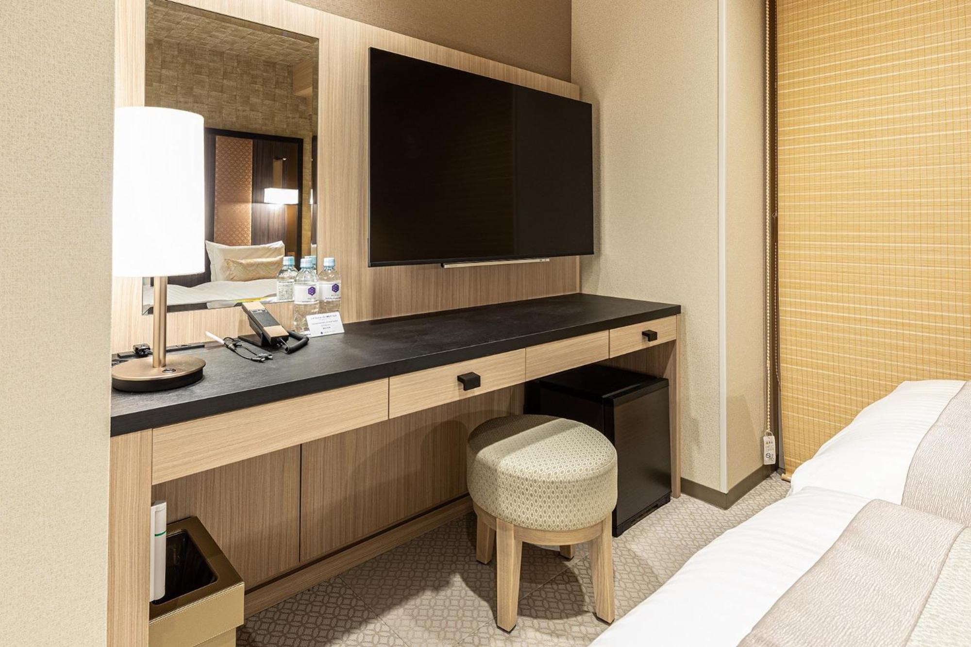 Deluxe Family Room - Photo 3