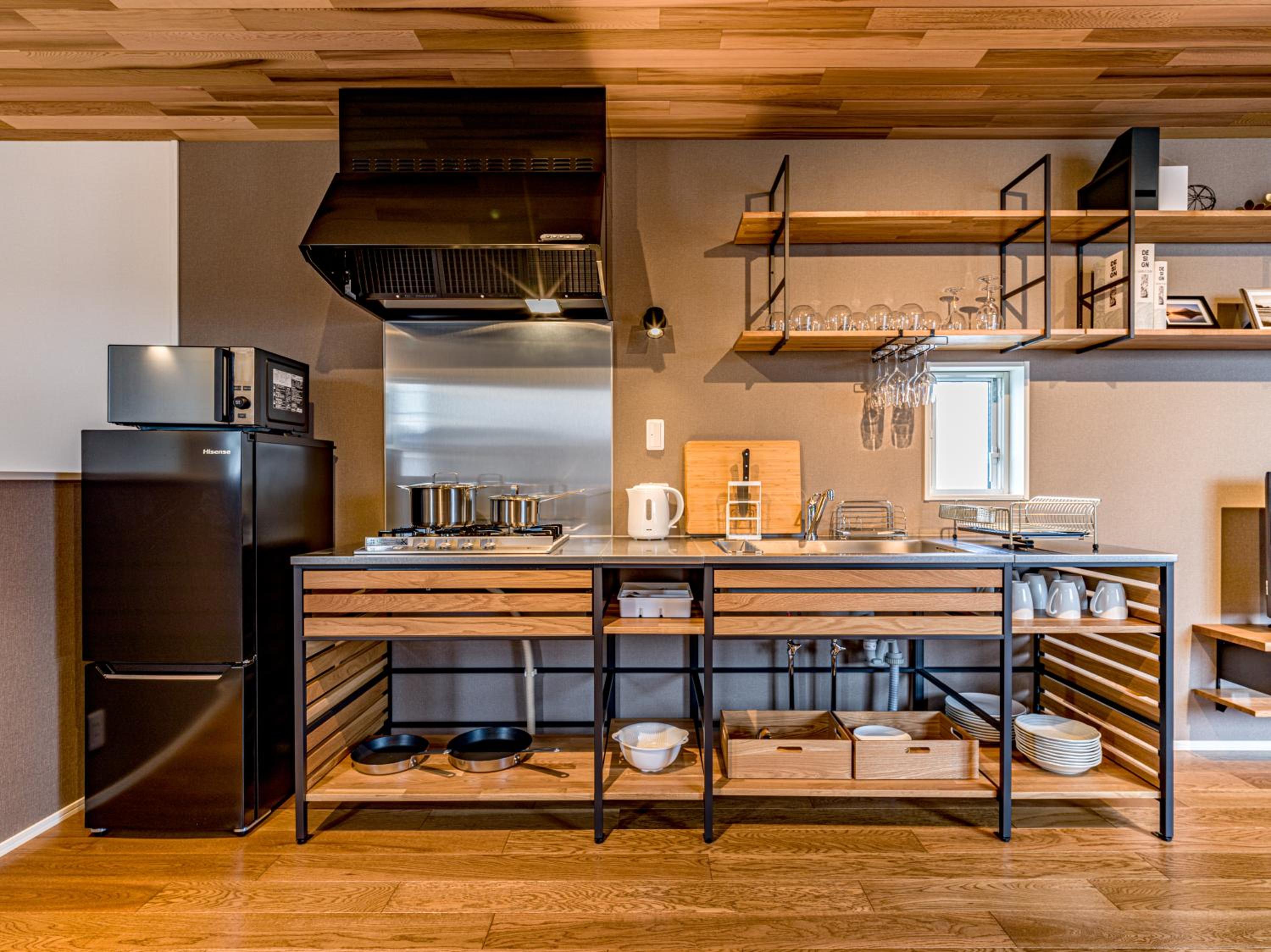 Two-Bedroom Townhouse - Photo 6