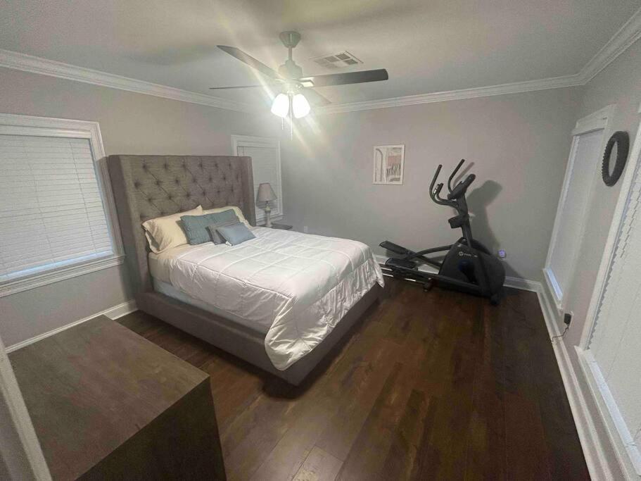 Three-Bedroom House photo 1