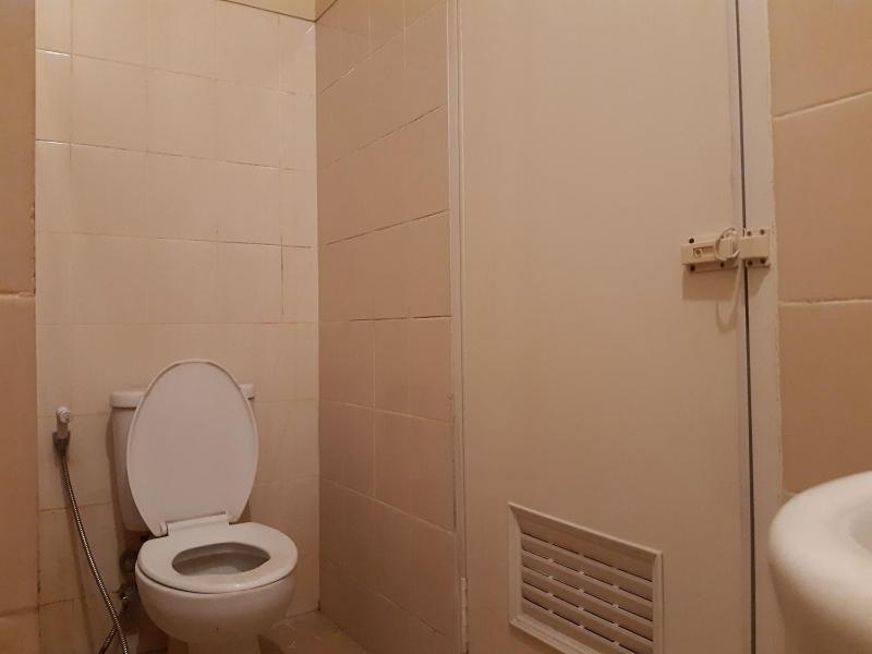 Single Room with Bathroom photo 2