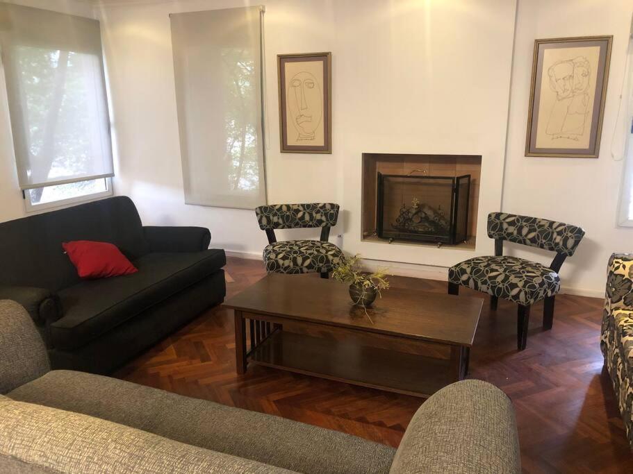 Four-Bedroom House photo 1