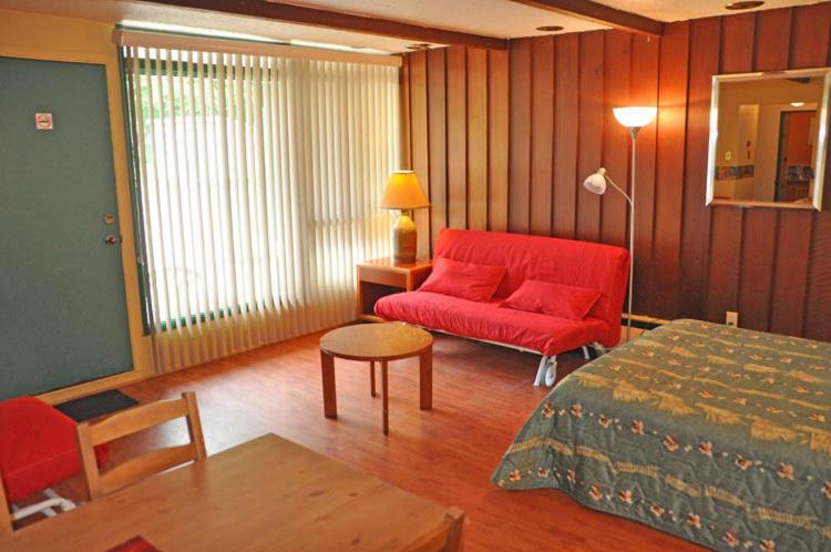 Queen Suite
