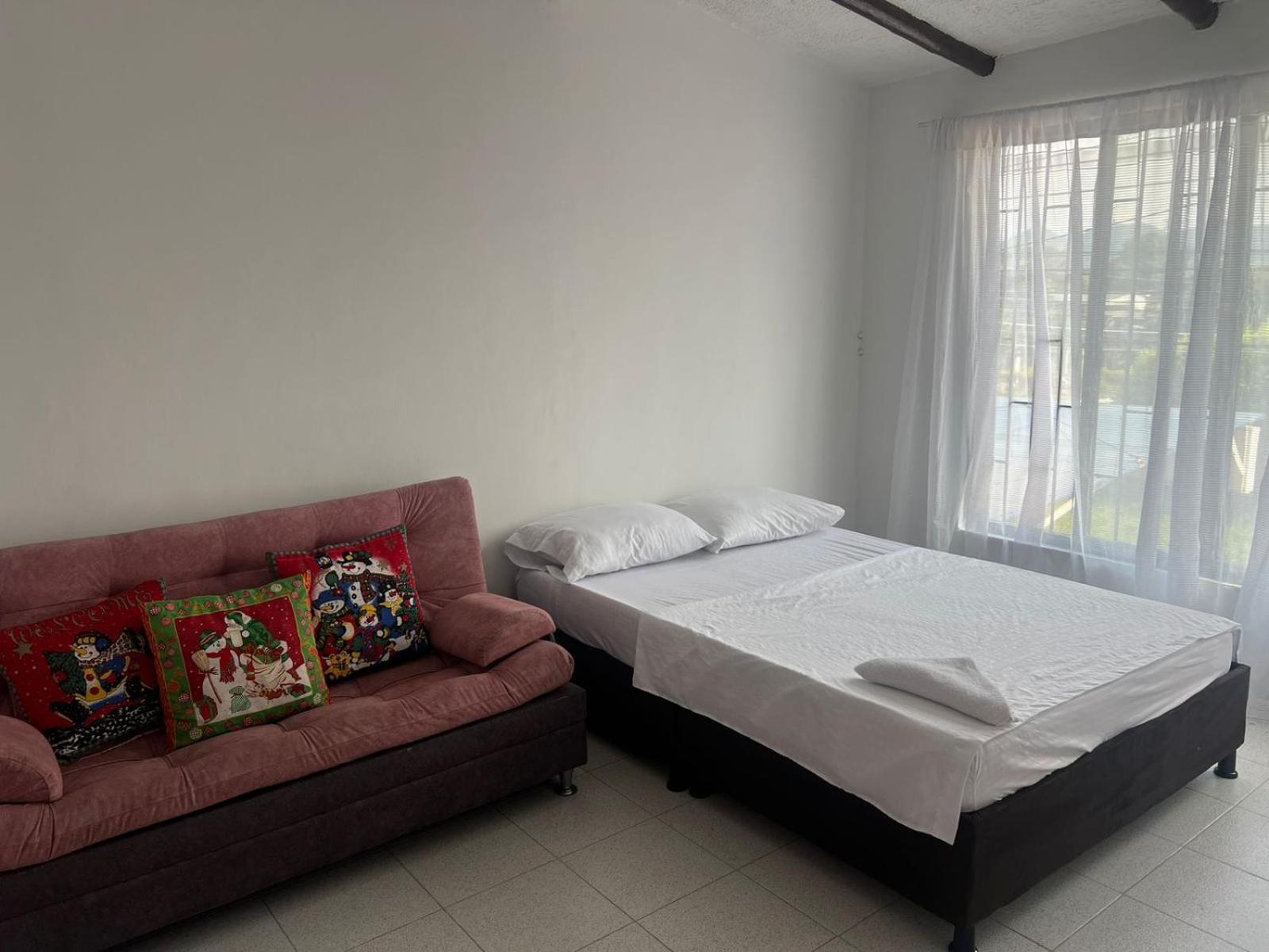 Economy Quadruple Room photo 1