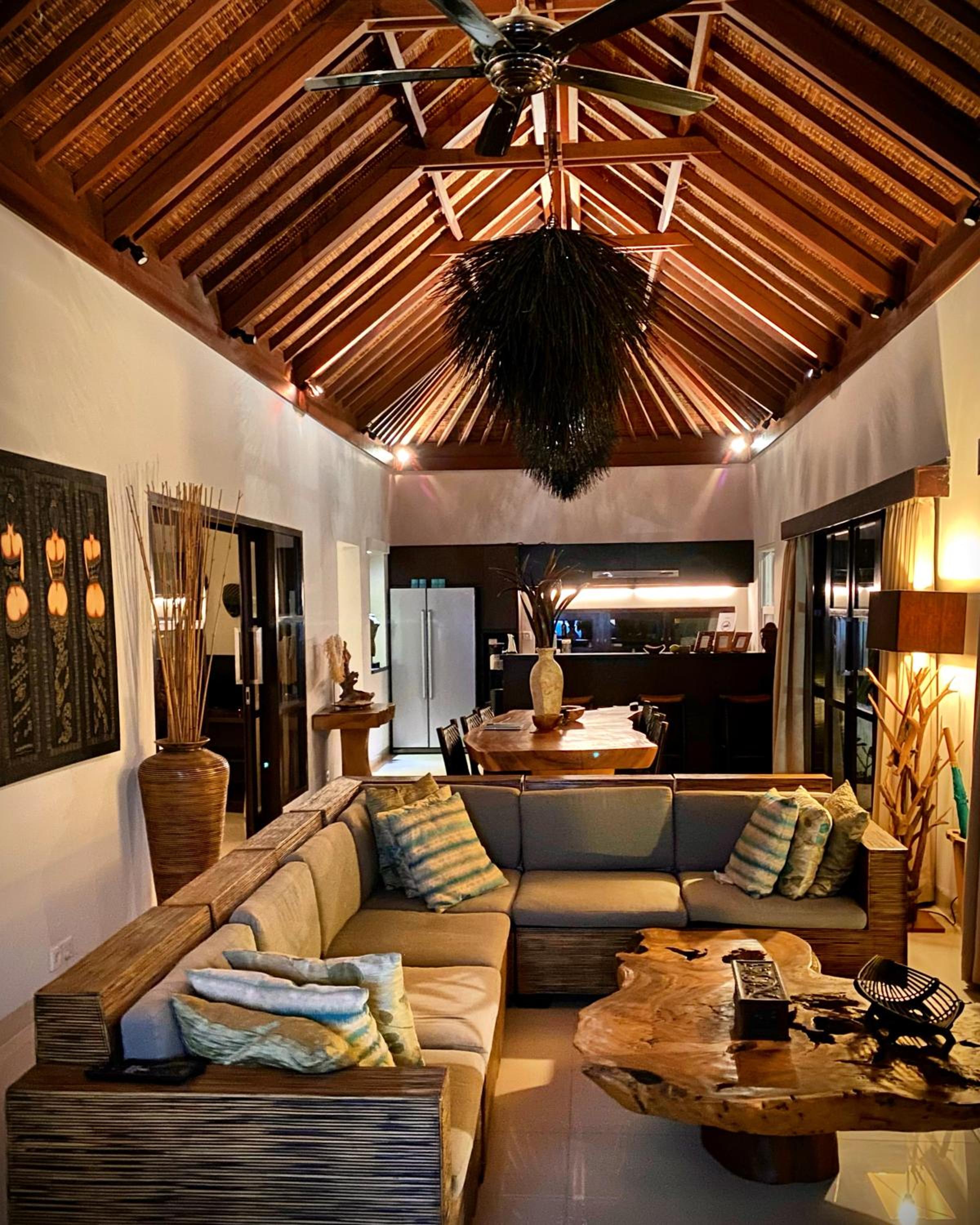Three-Bedroom Villa photo 1