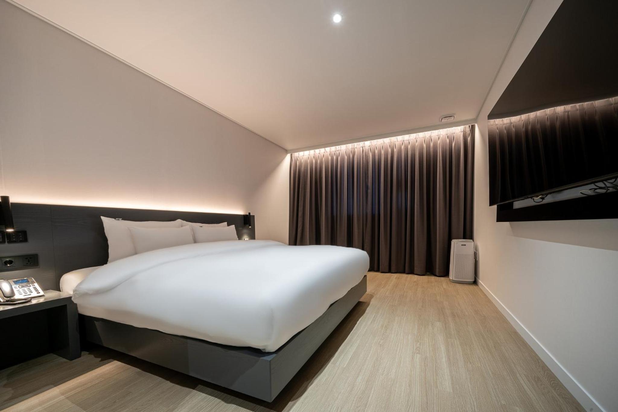 Deluxe Double Room - Photo 2