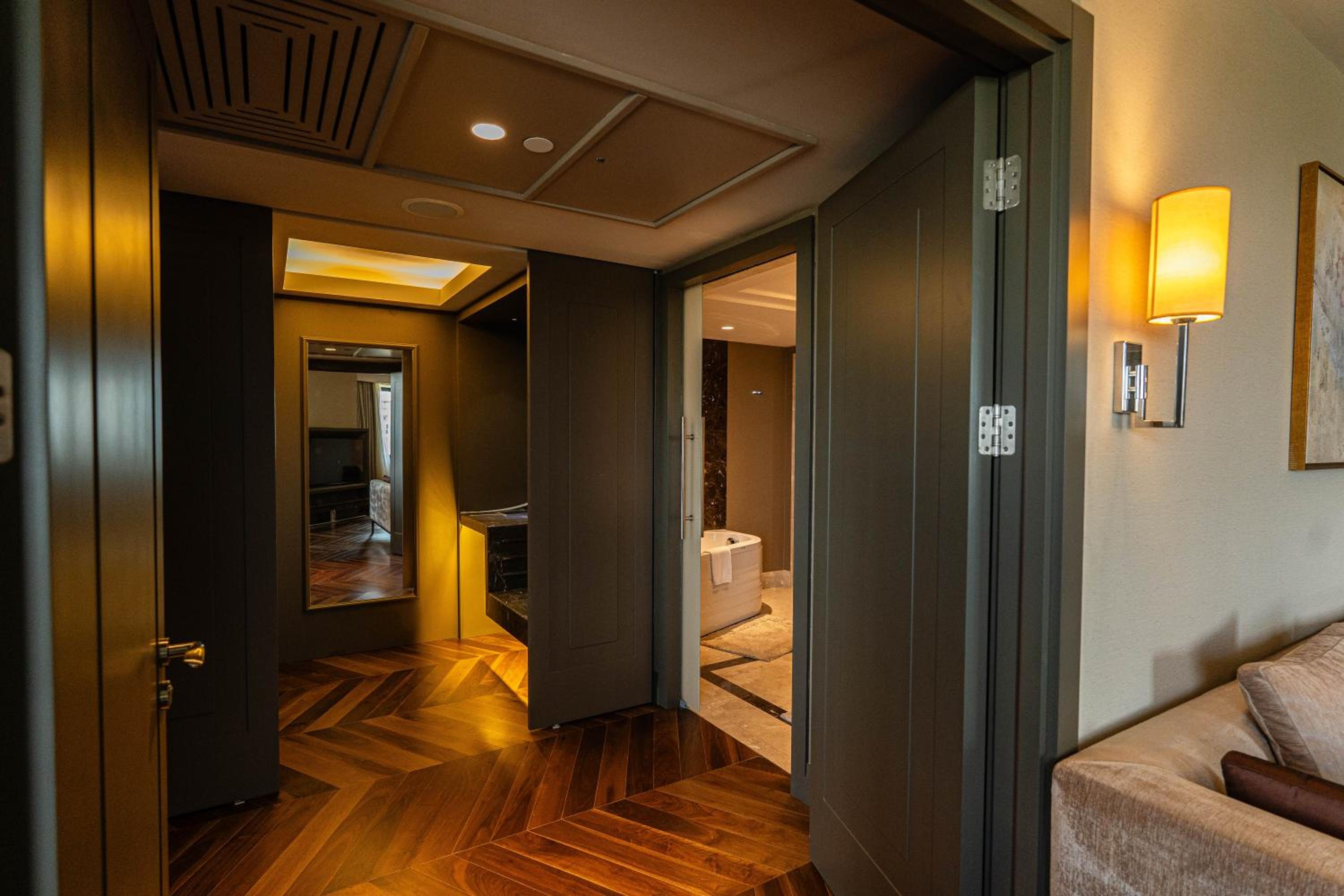 Executive Suite photo 1