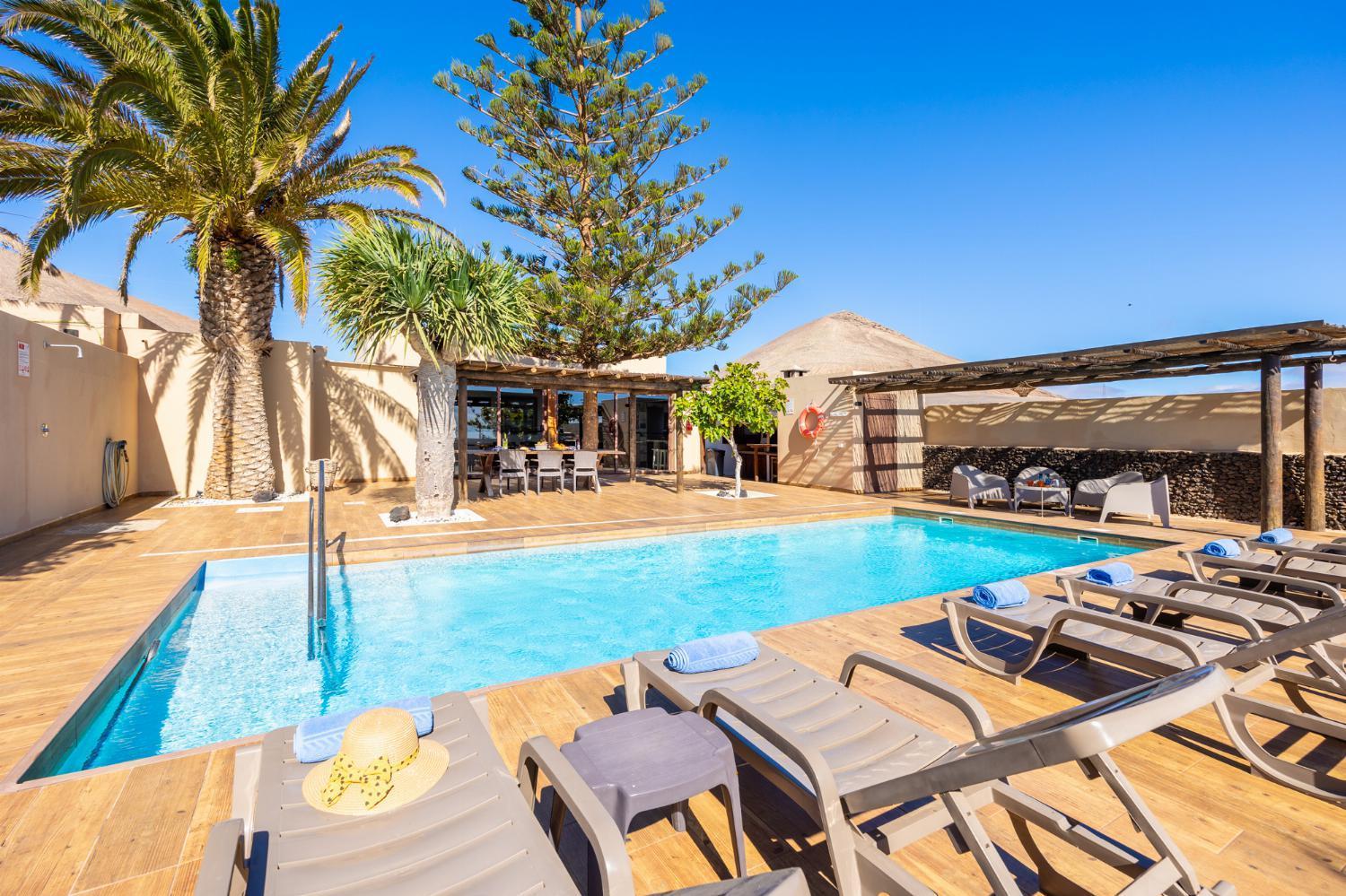 Villa con piscina privada