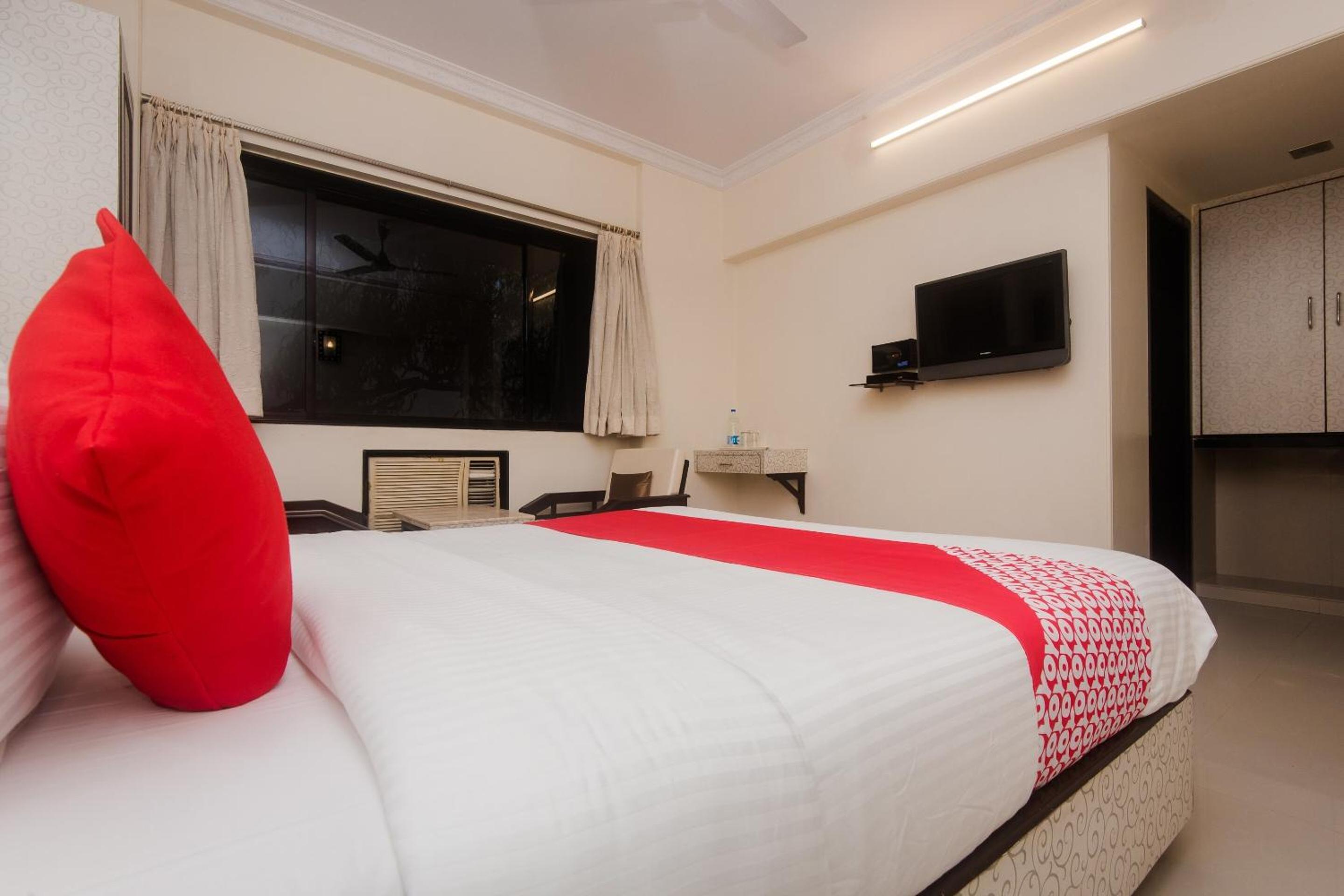 Deluxe Double Room photo 3