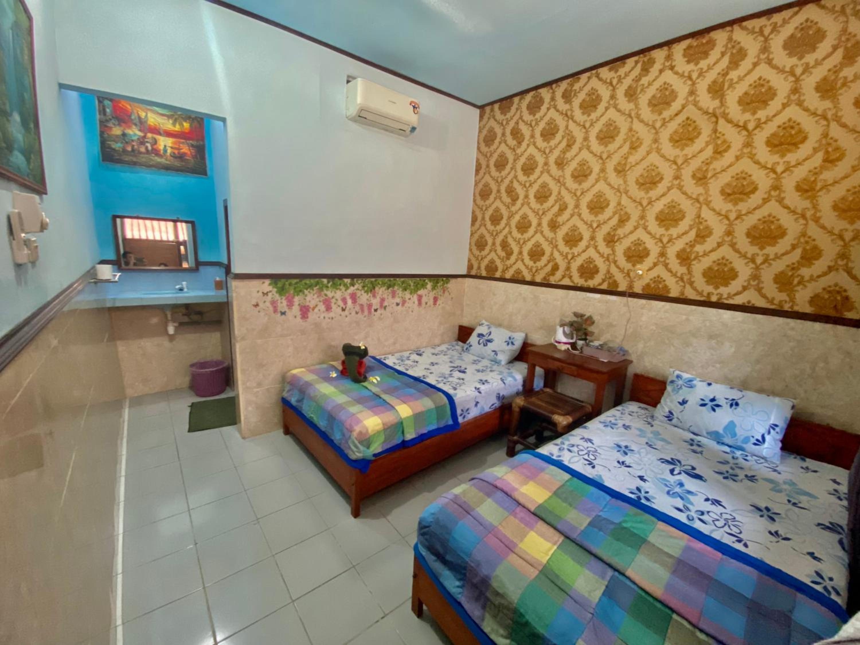 Budget Twin Room photo 1