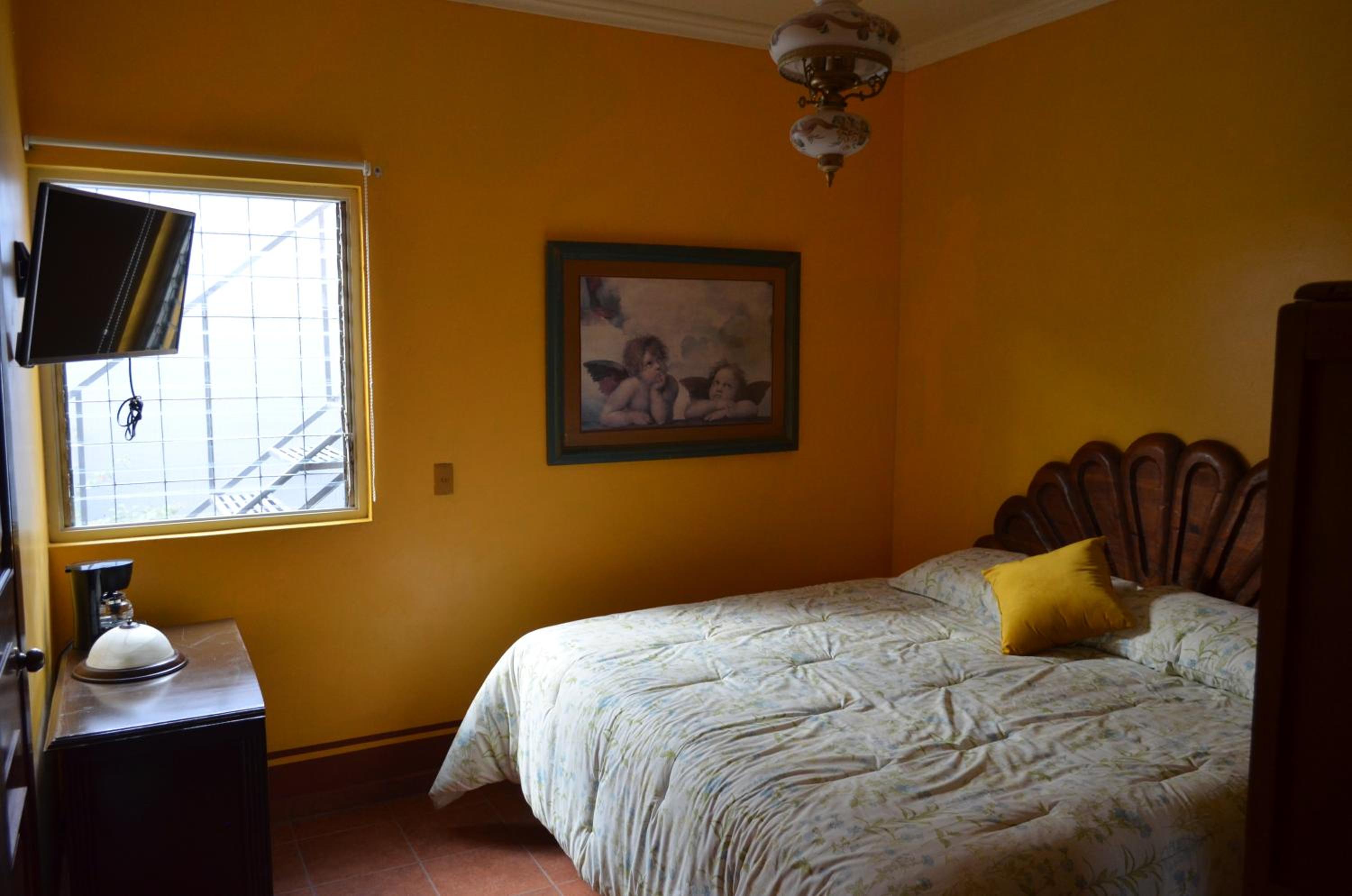 Superior King Room - Photo 6