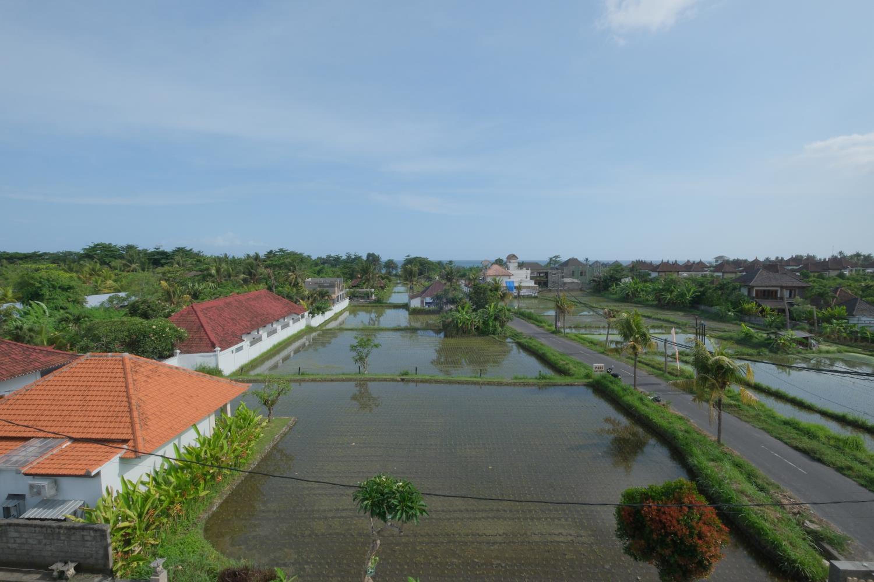 Double Room with Balcony and Sea View - Photo 3