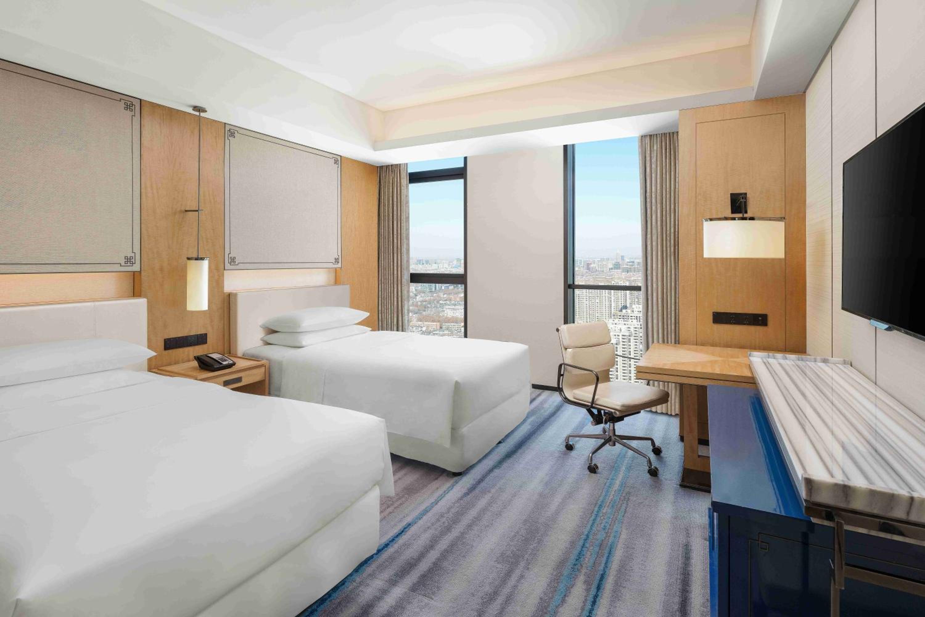 Deluxe Twin Bed Room, Guest room, 2 Double, City view