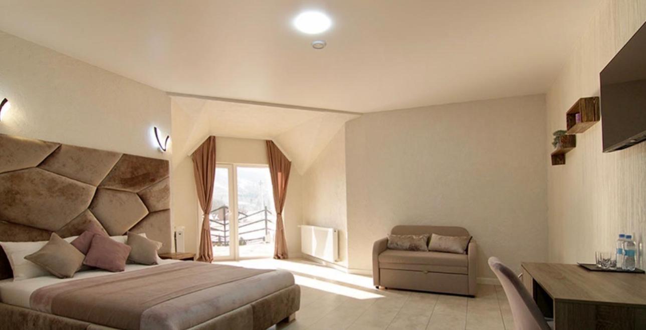 Family Room with Mountain View