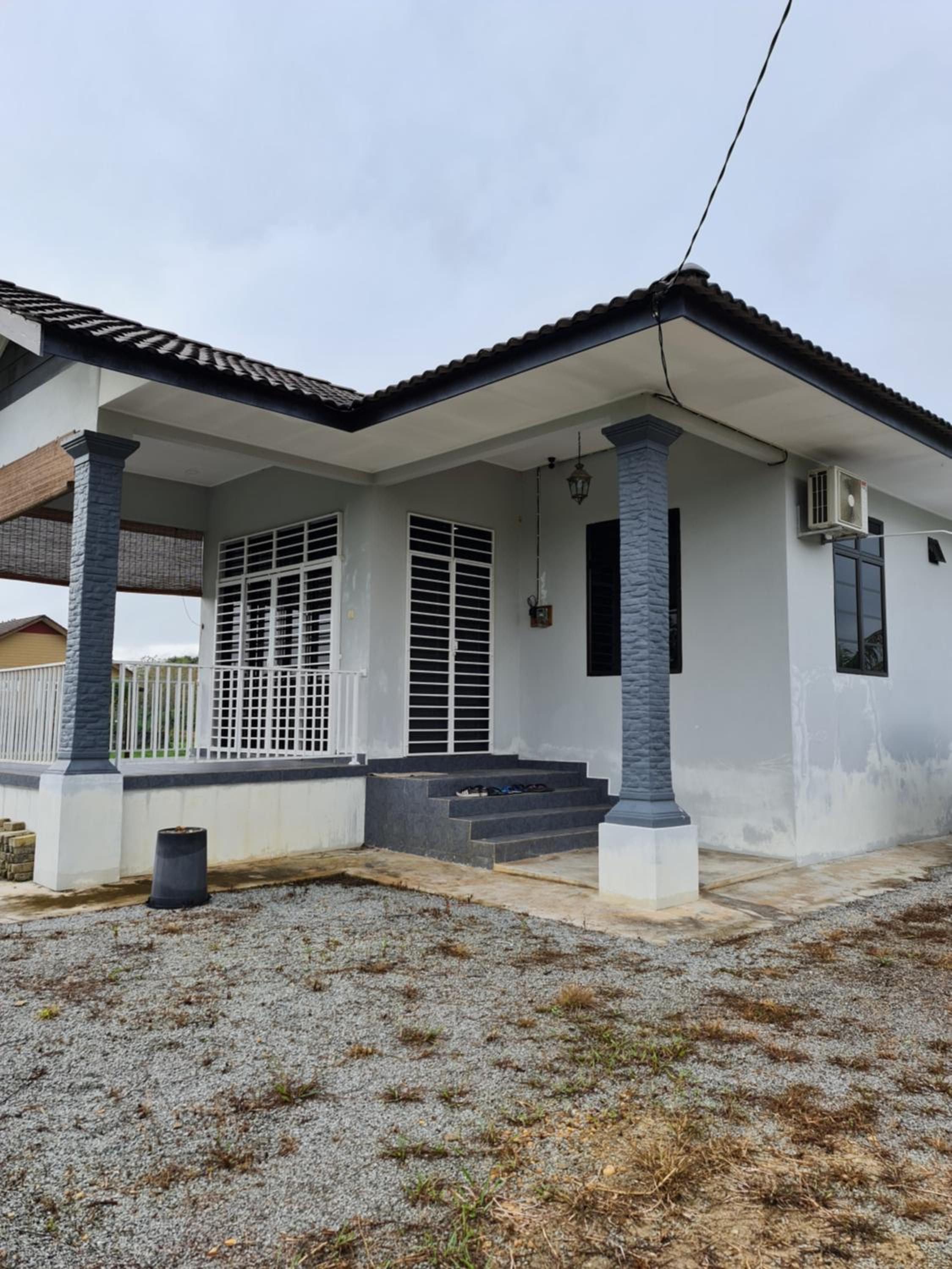 Three-Bedroom House photo 1