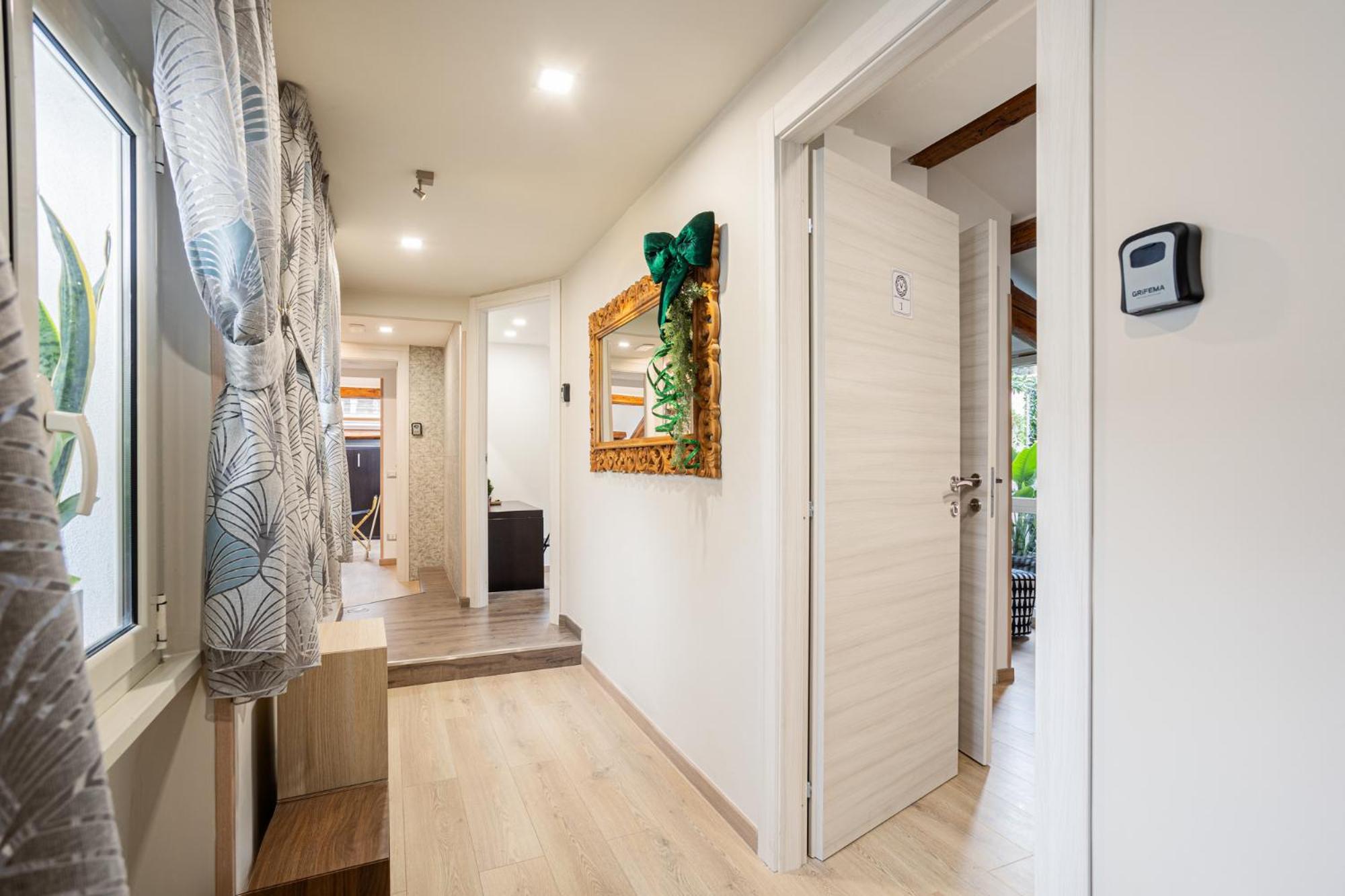 Double Room with Private Bathroom photo 3