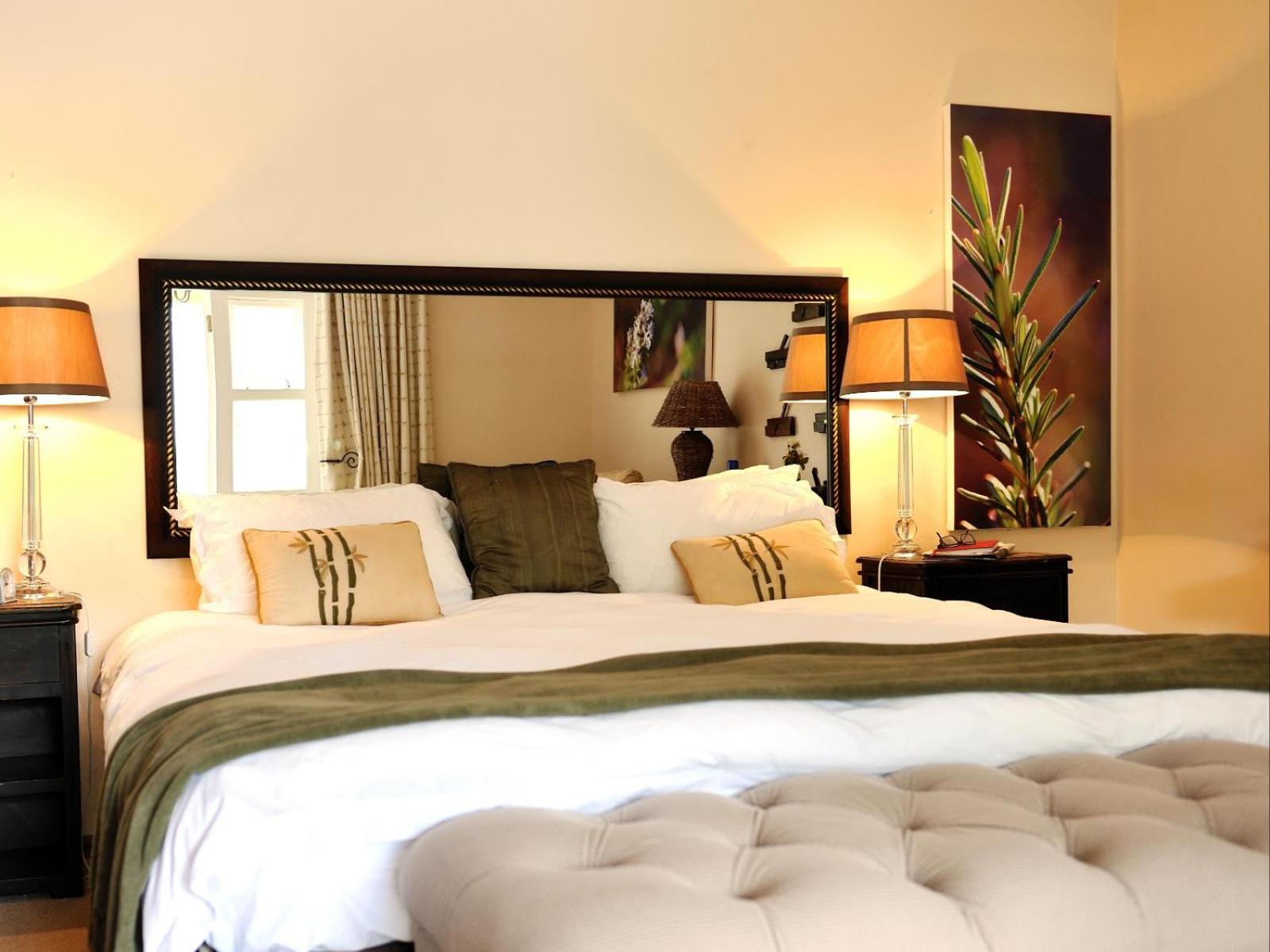 Luxury King Suite