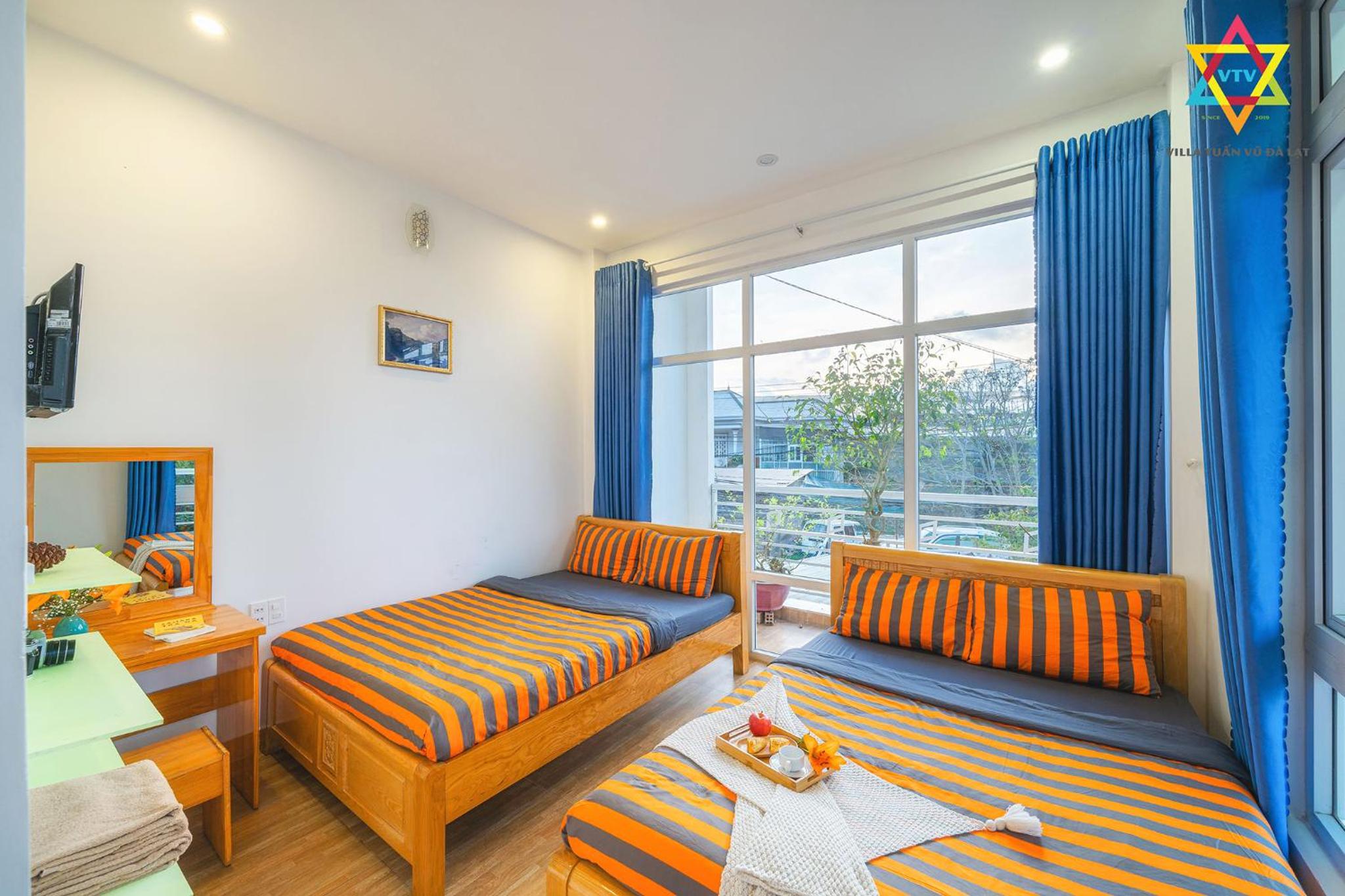 Family Room With Garden View