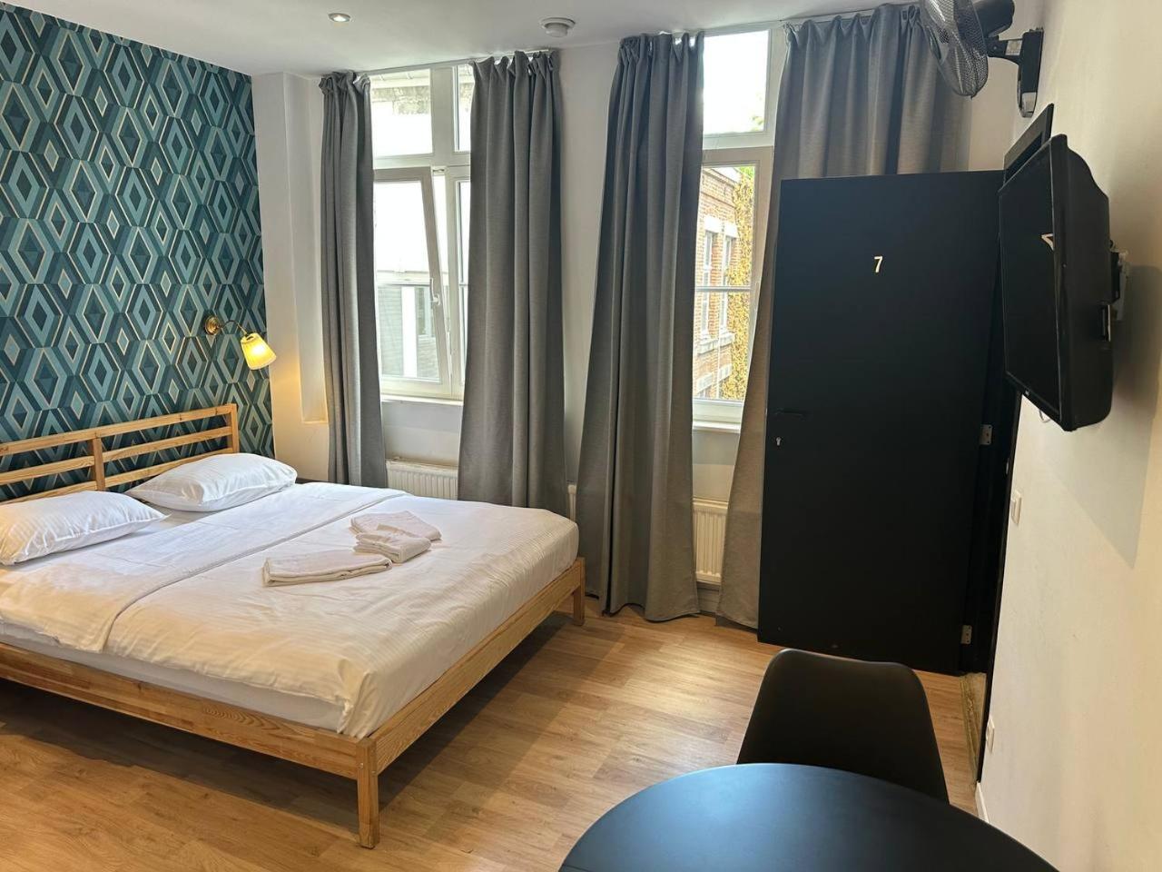 Double Room with Private Bathroom photo 1