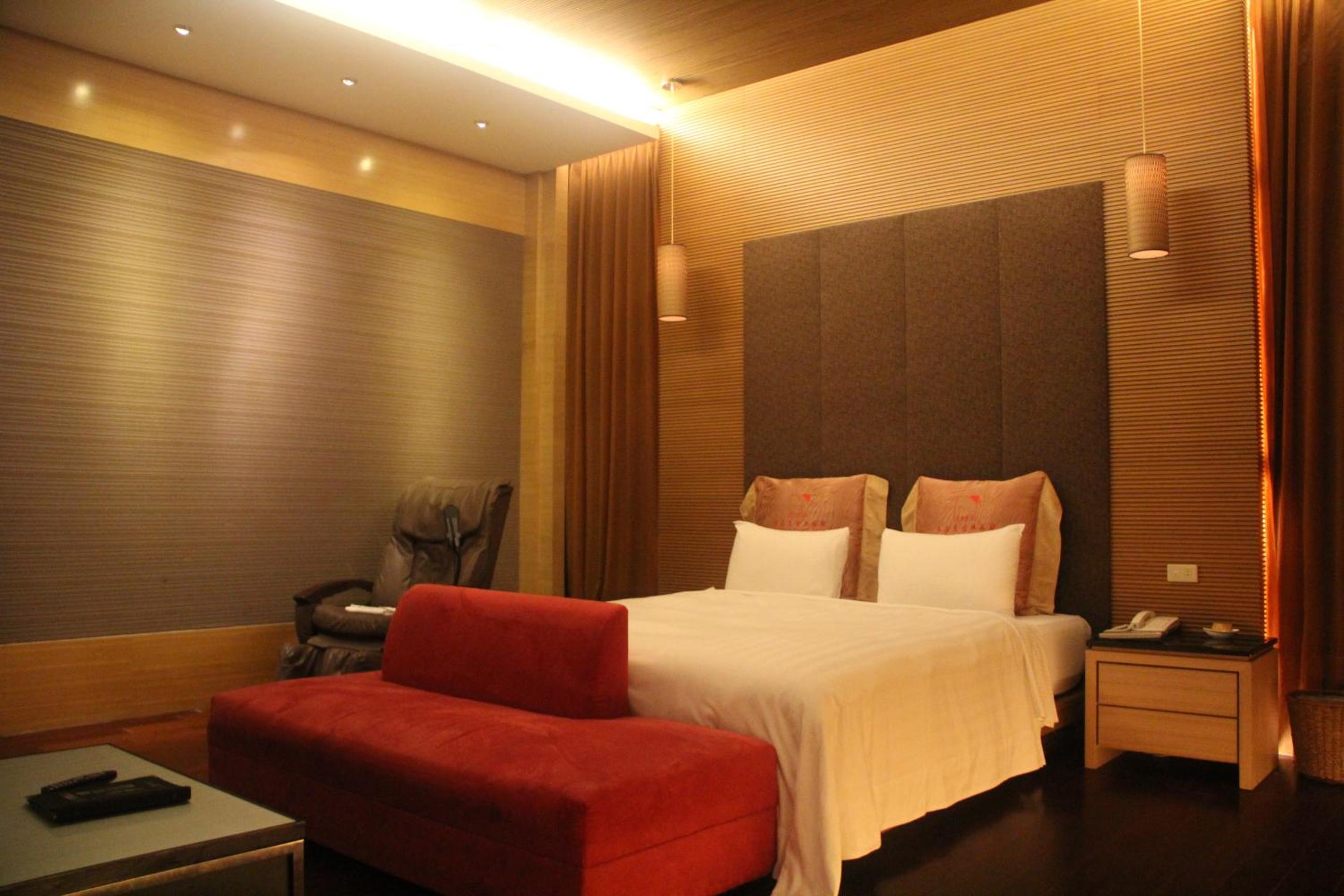 Deluxe Double Room - Photo 15
